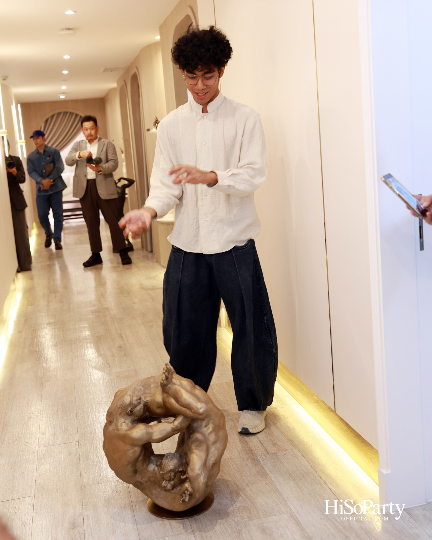 ‘Rattinan Clinic’ ฉลองครบรอบ 26 ปี ถ่ายทอดศิลปะแห่งความงามผ่านงานประติมากรรมไทย