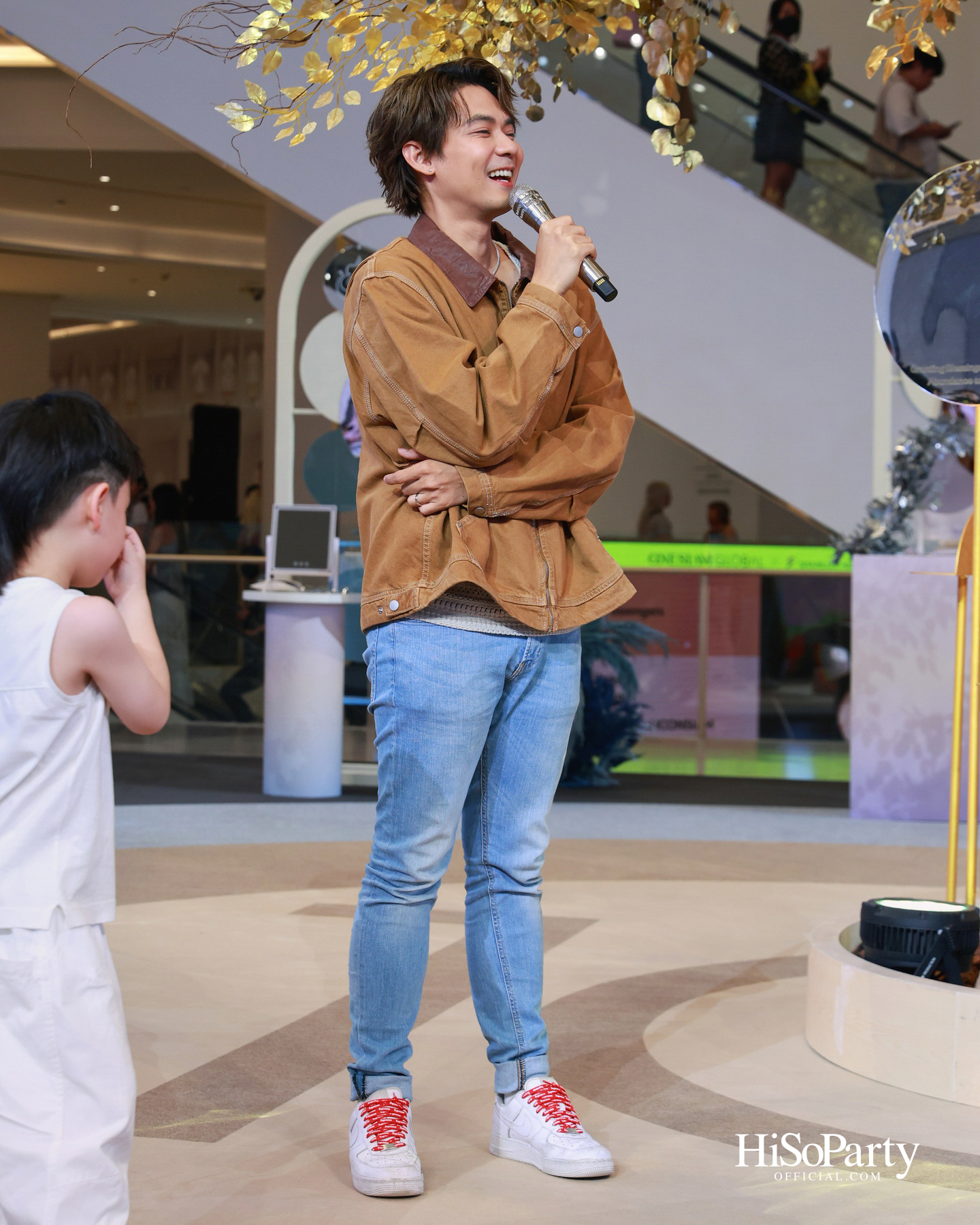 OWNDAYS Thailand ฉลอง 10 ปี จัดงานใหญ่พร้อมเปิดตัวคอลเลกชันพิเศษที่สยามพารากอน