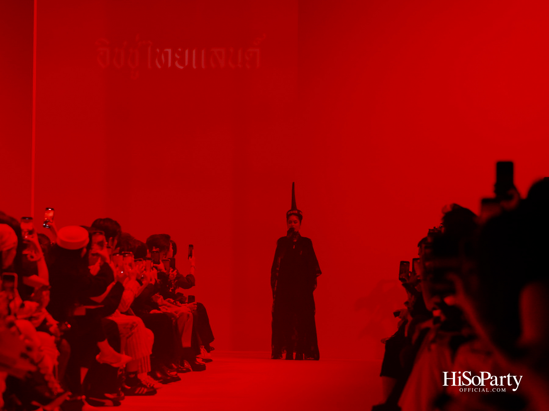 ISSUE Presented by THANN @Siam Paragon Bangkok International Fashion Week 2025