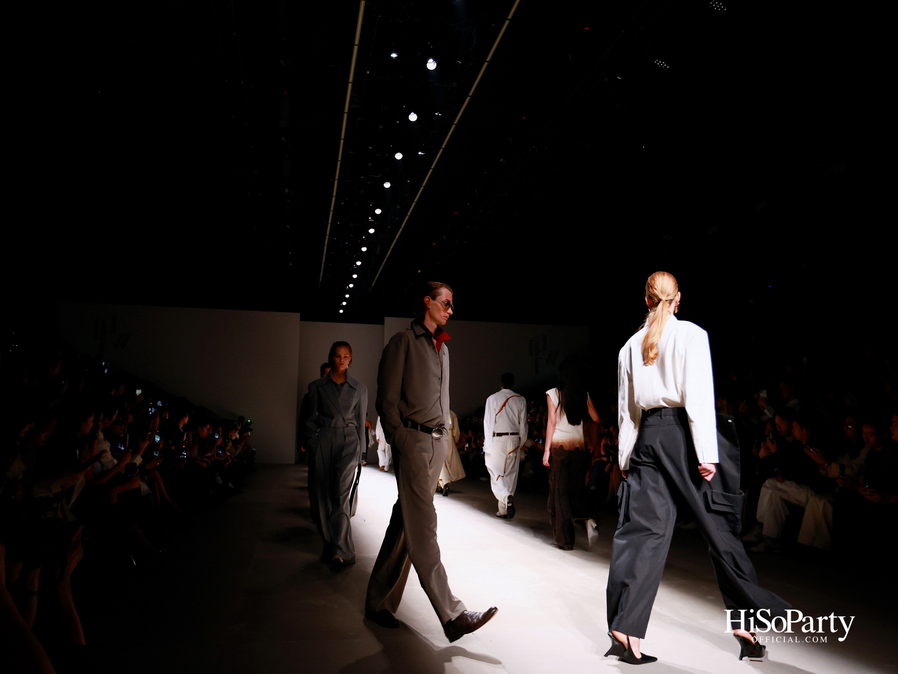 Greyhound Original @Siam Paragon Bangkok International Fashion Week 2025