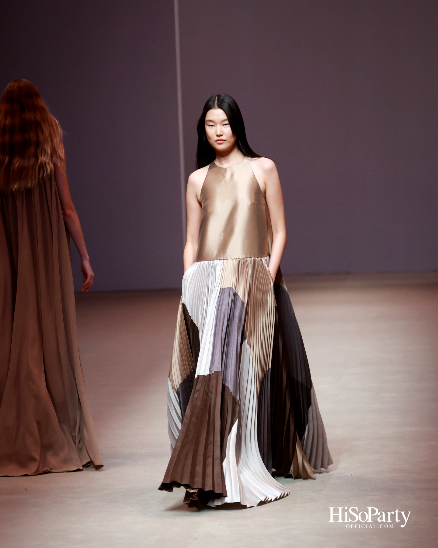 ASAVA @Siam Paragon Bangkok International Fashion Week 2025