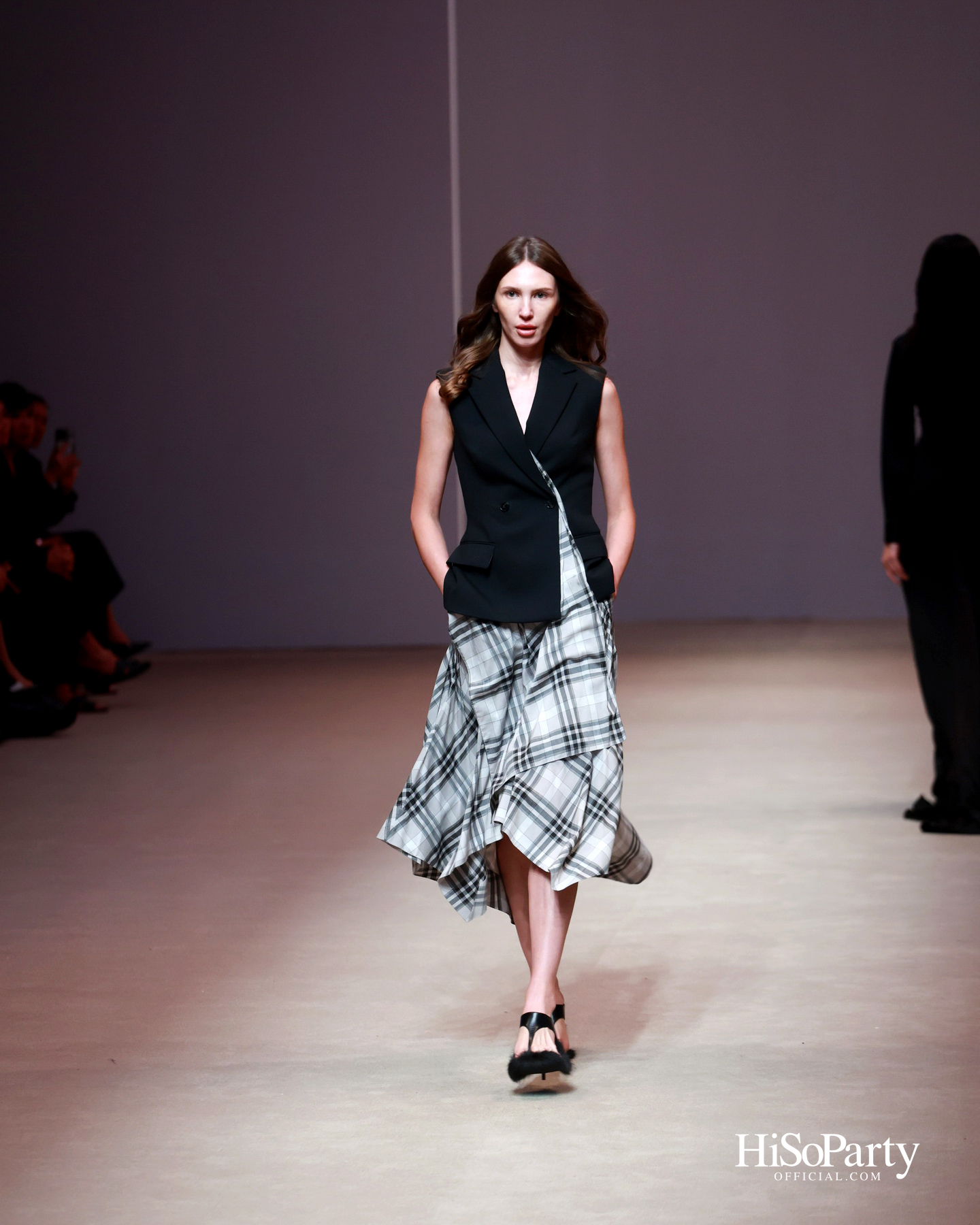 ASAVA @Siam Paragon Bangkok International Fashion Week 2025