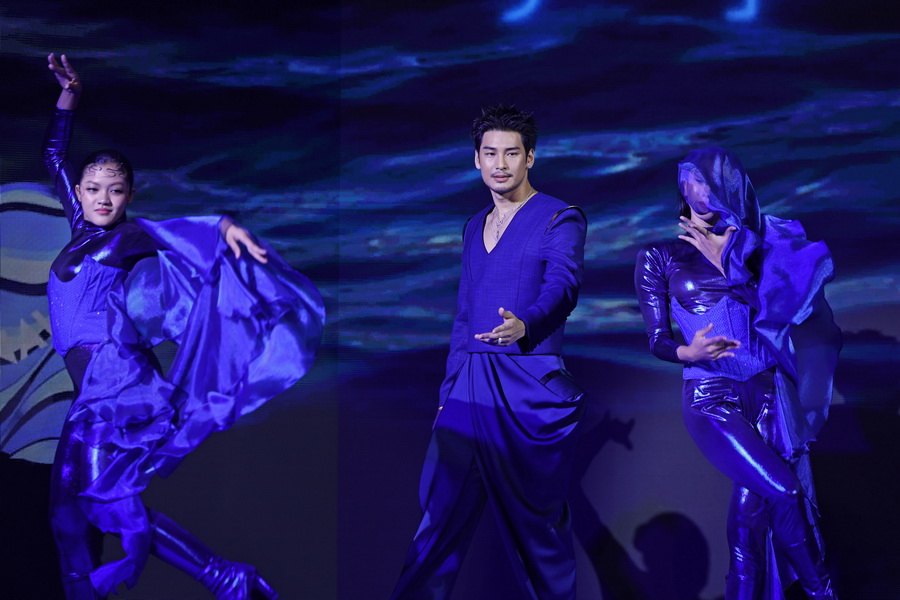 คิง เพาเวอร์ ฉลอง 36 ปี เปิดตัว 'POWER PASS' พร้อม เจฟ ซาเตอร์ และอาโป ณัฐวิญญ์ จุดพลังการช้อปเหนือขีดจำกัด