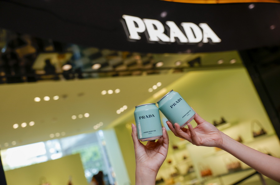 คิง เพาเวอร์ ฉลอง 36 ปี เปิดตัว 'POWER PASS' พร้อม เจฟ ซาเตอร์ และอาโป ณัฐวิญญ์ จุดพลังการช้อปเหนือขีดจำกัด