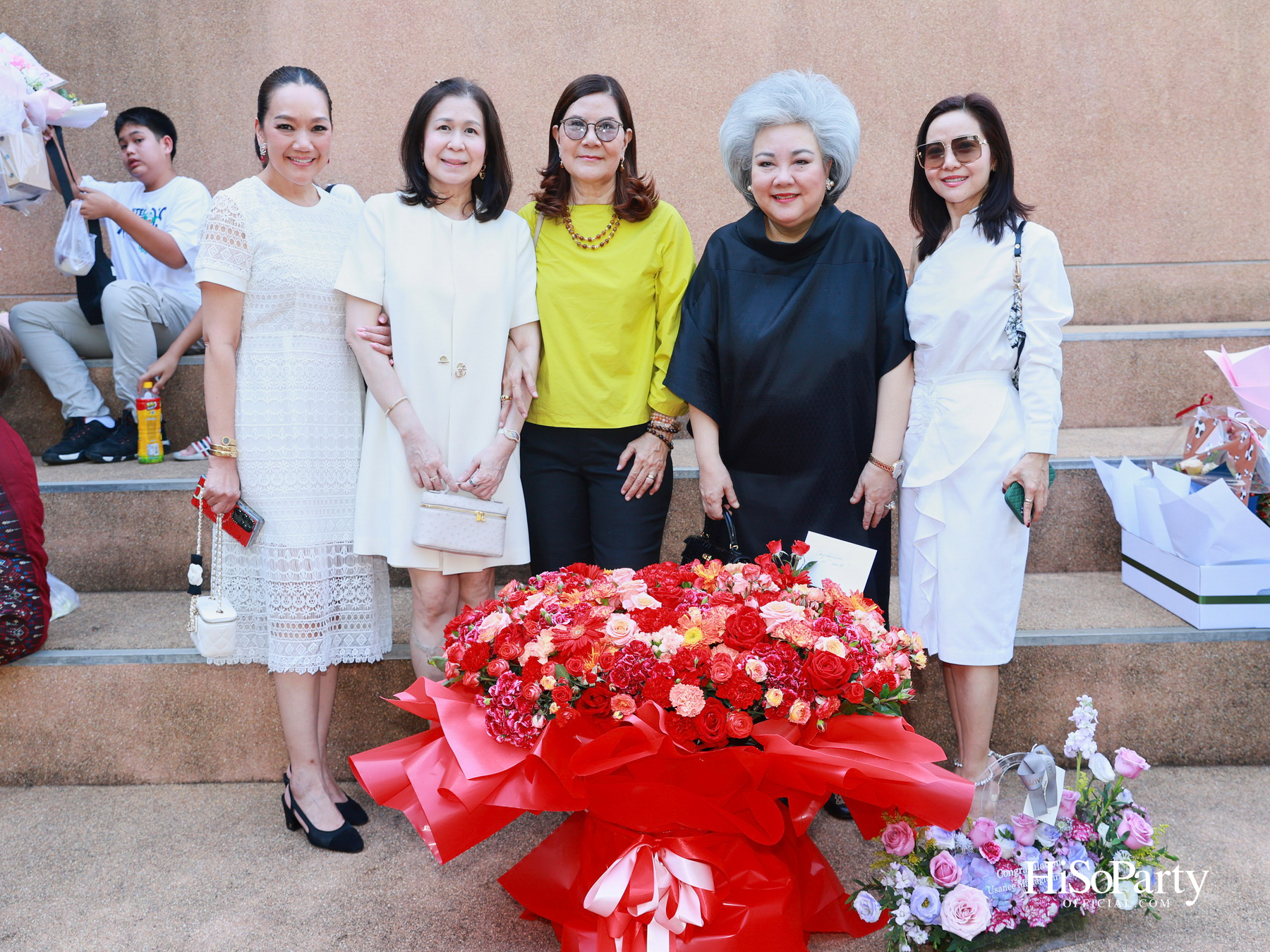 ดร.อุษณีย์ มหากิจศิริ ลีโอณีโอ ได้รับเกียรติคุณบัณฑิตกิตติมศักดิ์ จากมหาวิทยาลัยราชภัฏสวนสุนันทา ประจำปีการศึกษา 2566