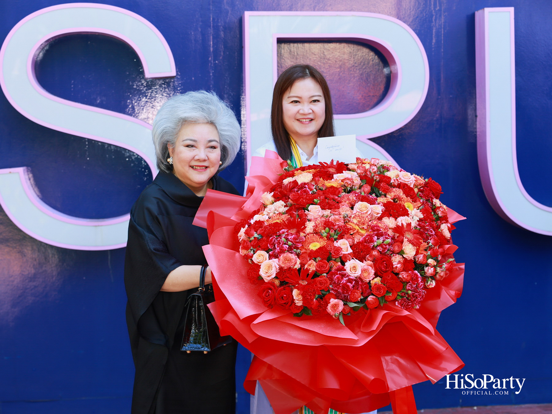 ดร.อุษณีย์ มหากิจศิริ ลีโอณีโอ ได้รับเกียรติคุณบัณฑิตกิตติมศักดิ์ จากมหาวิทยาลัยราชภัฏสวนสุนันทา ประจำปีการศึกษา 2566