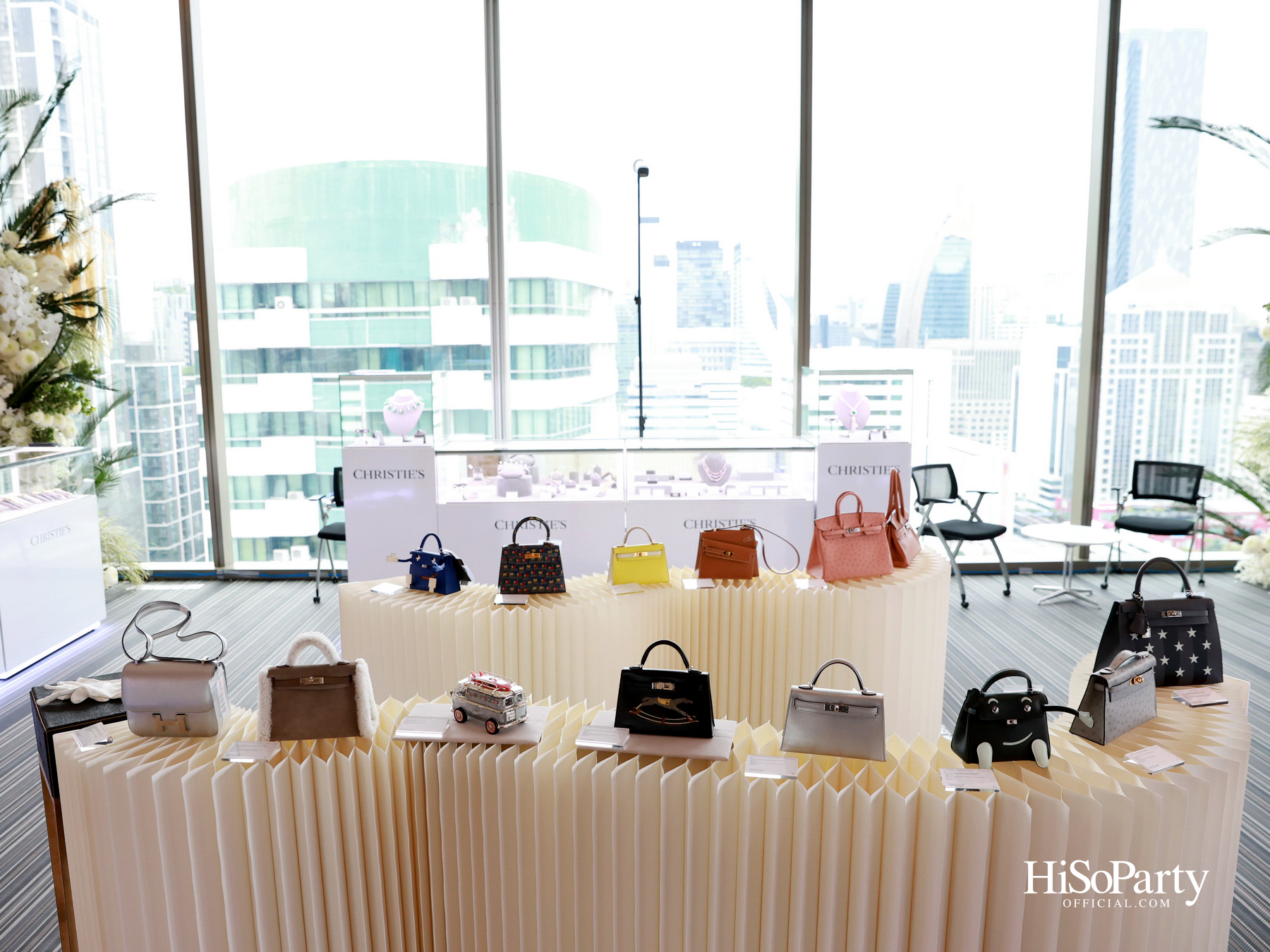 Christie’s จัดแสดงอัญมณีระดับมาสเตอร์พีซ ‘The Royal Blue’ ณ กรุงเทพฯ