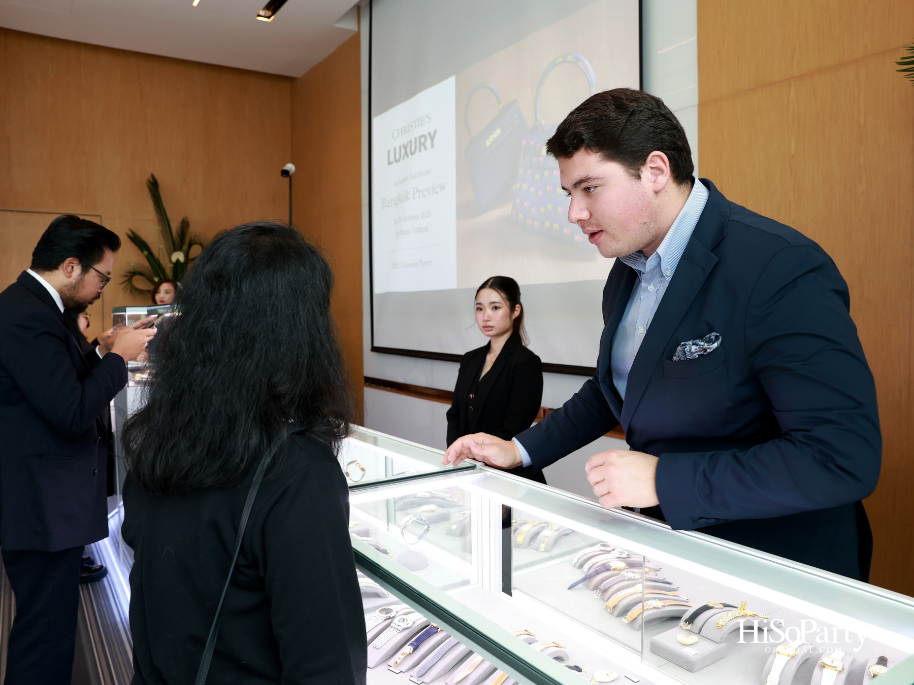 Christie’s จัดแสดงอัญมณีระดับมาสเตอร์พีซ ‘The Royal Blue’ ณ กรุงเทพฯ