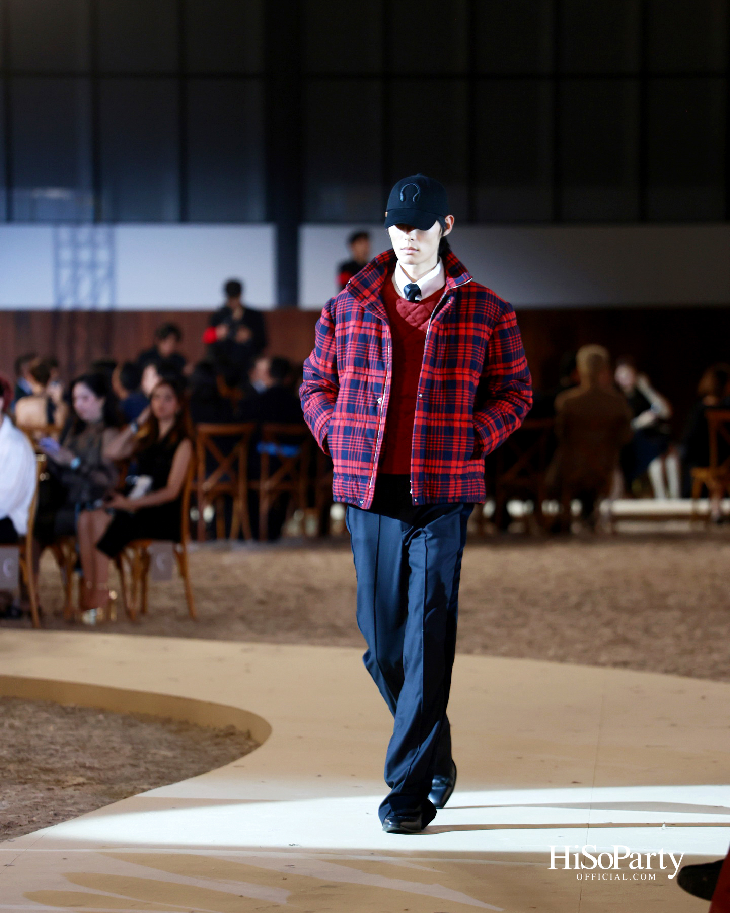 SIRIVANNAVARI จัดแสดงแฟชั่นโชว์คอลเลกชัน Autumn-Winter 2025/26 ถ่ายทอดมรดกแห่งโลกอีเควสเทรียนสู่แฟชั่นร่วมสมัย