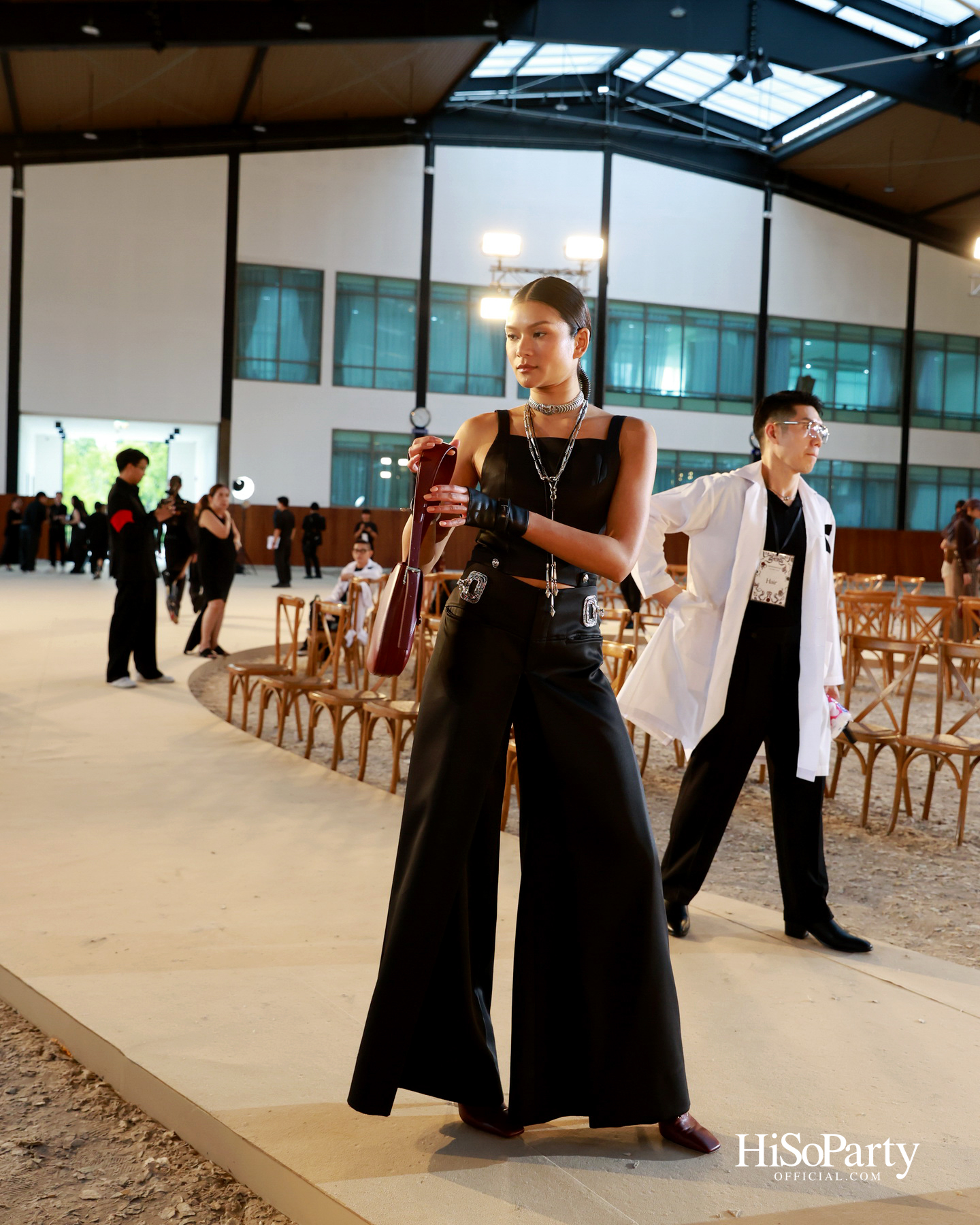 SIRIVANNAVARI จัดแสดงแฟชั่นโชว์คอลเลกชัน Autumn-Winter 2025/26 ถ่ายทอดมรดกแห่งโลกอีเควสเทรียนสู่แฟชั่นร่วมสมัย