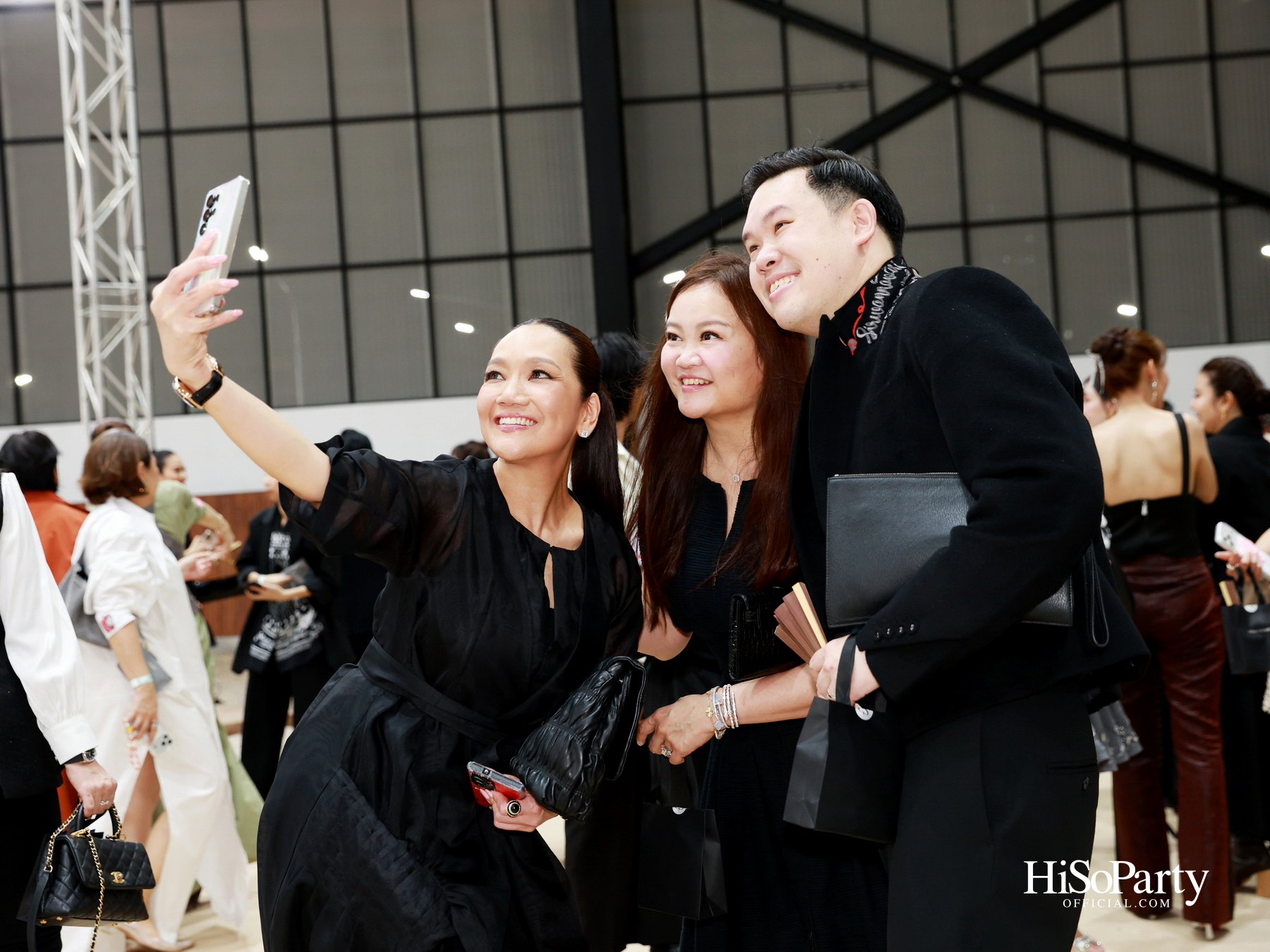 SIRIVANNAVARI จัดแสดงแฟชั่นโชว์คอลเลกชัน Autumn-Winter 2025/26 ถ่ายทอดมรดกแห่งโลกอีเควสเทรียนสู่แฟชั่นร่วมสมัย