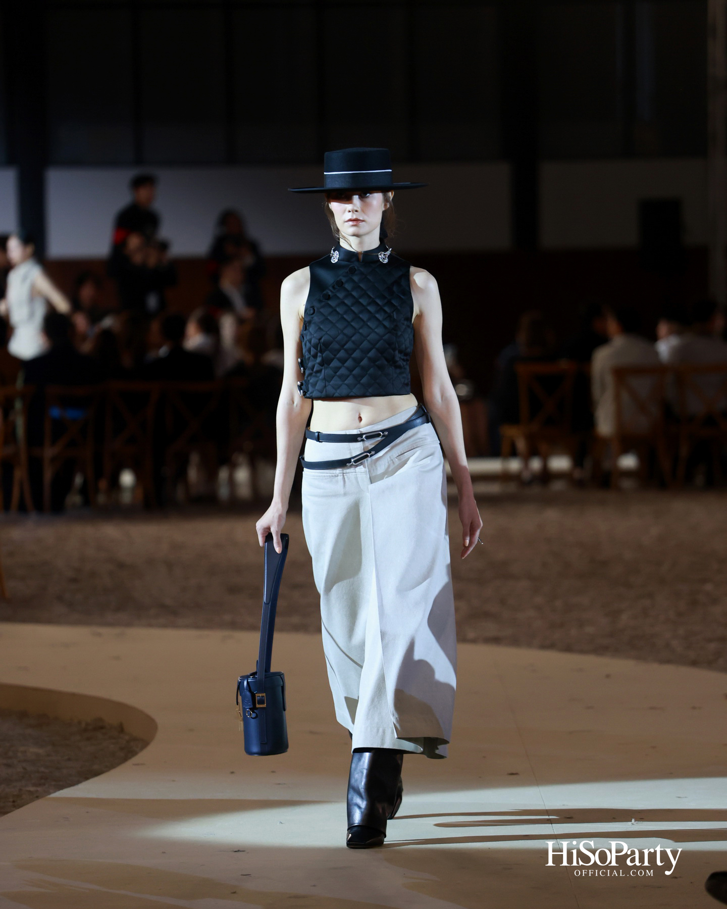 SIRIVANNAVARI จัดแสดงแฟชั่นโชว์คอลเลกชัน Autumn-Winter 2025/26 ถ่ายทอดมรดกแห่งโลกอีเควสเทรียนสู่แฟชั่นร่วมสมัย