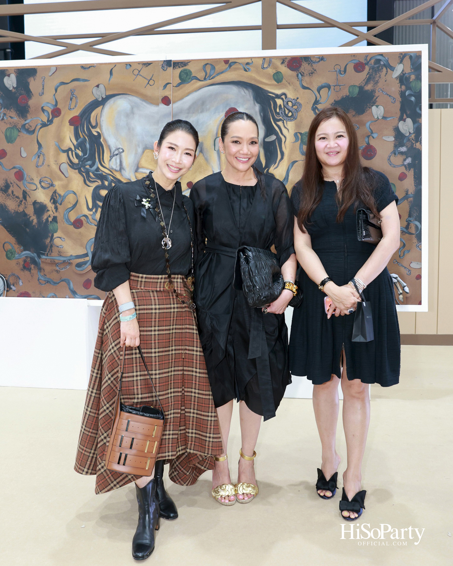 SIRIVANNAVARI จัดแสดงแฟชั่นโชว์คอลเลกชัน Autumn-Winter 2025/26 ถ่ายทอดมรดกแห่งโลกอีเควสเทรียนสู่แฟชั่นร่วมสมัย