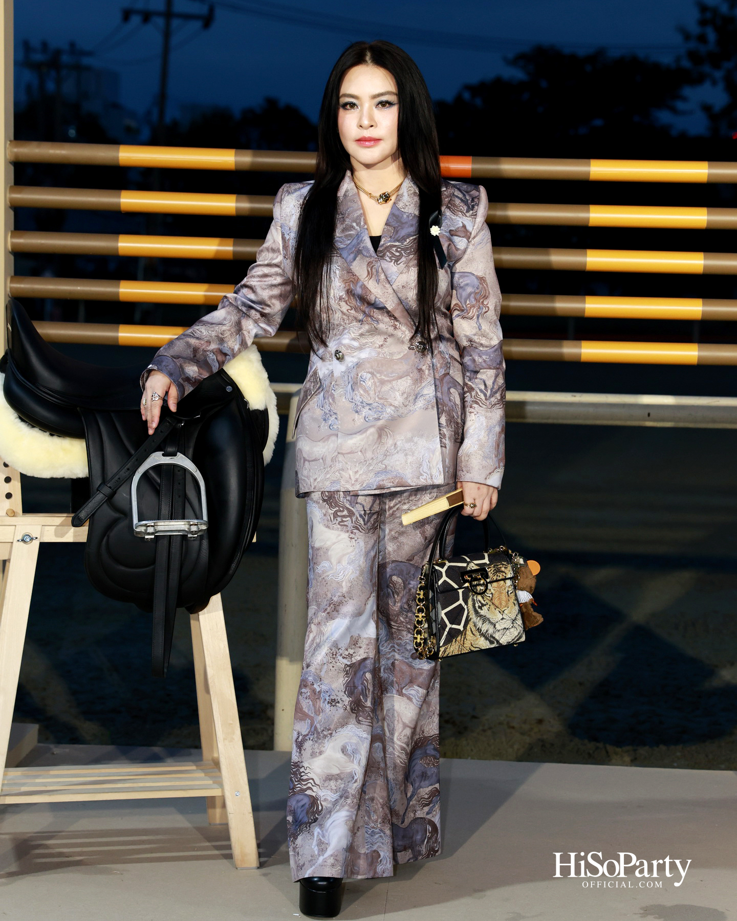 SIRIVANNAVARI จัดแสดงแฟชั่นโชว์คอลเลกชัน Autumn-Winter 2025/26 ถ่ายทอดมรดกแห่งโลกอีเควสเทรียนสู่แฟชั่นร่วมสมัย