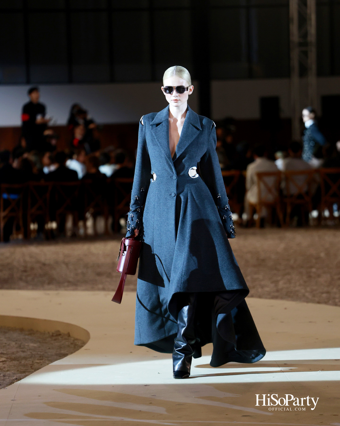 SIRIVANNAVARI จัดแสดงแฟชั่นโชว์คอลเลกชัน Autumn-Winter 2025/26 ถ่ายทอดมรดกแห่งโลกอีเควสเทรียนสู่แฟชั่นร่วมสมัย