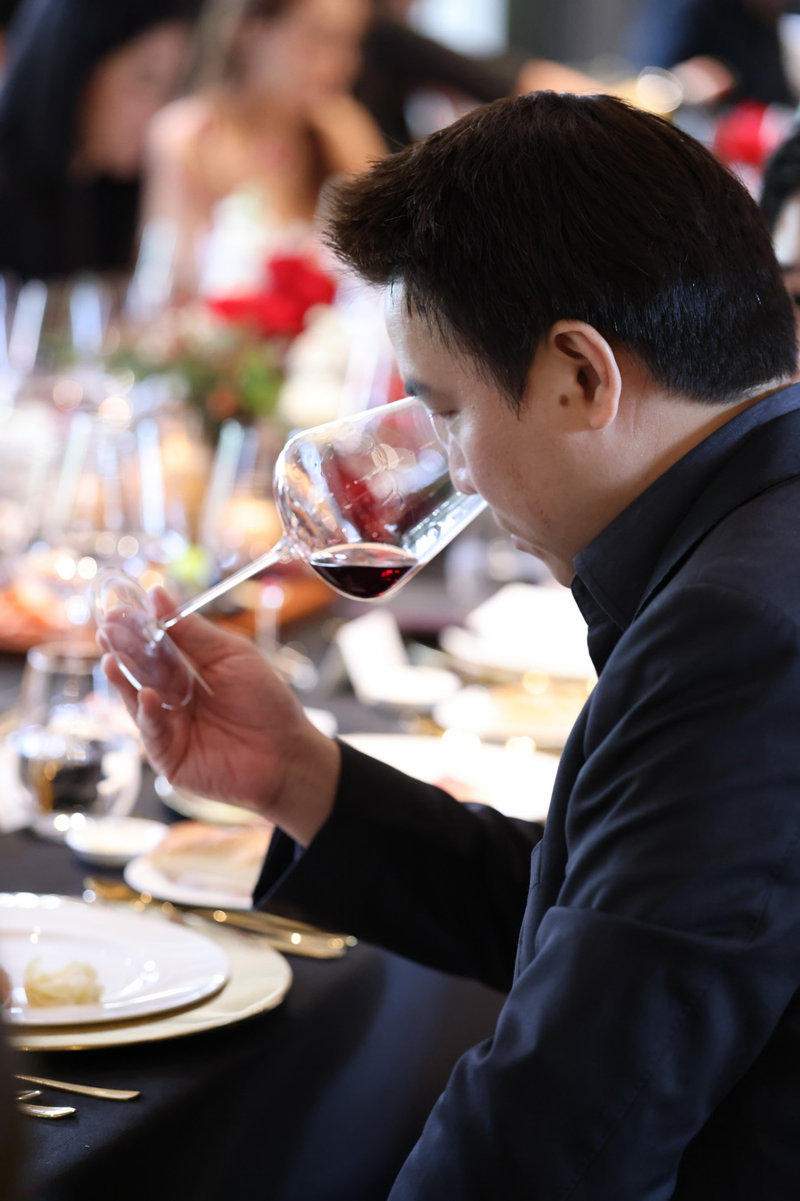 TEMPTECH เปิดตัว ‘ECELLAR’ ตู้ไวน์อัจฉริยะจากฝรั่งเศส พร้อมจัดมาสเตอร์คลาสสุดเอ็กซ์คลูซีฟกับ BIONDI-SANTI