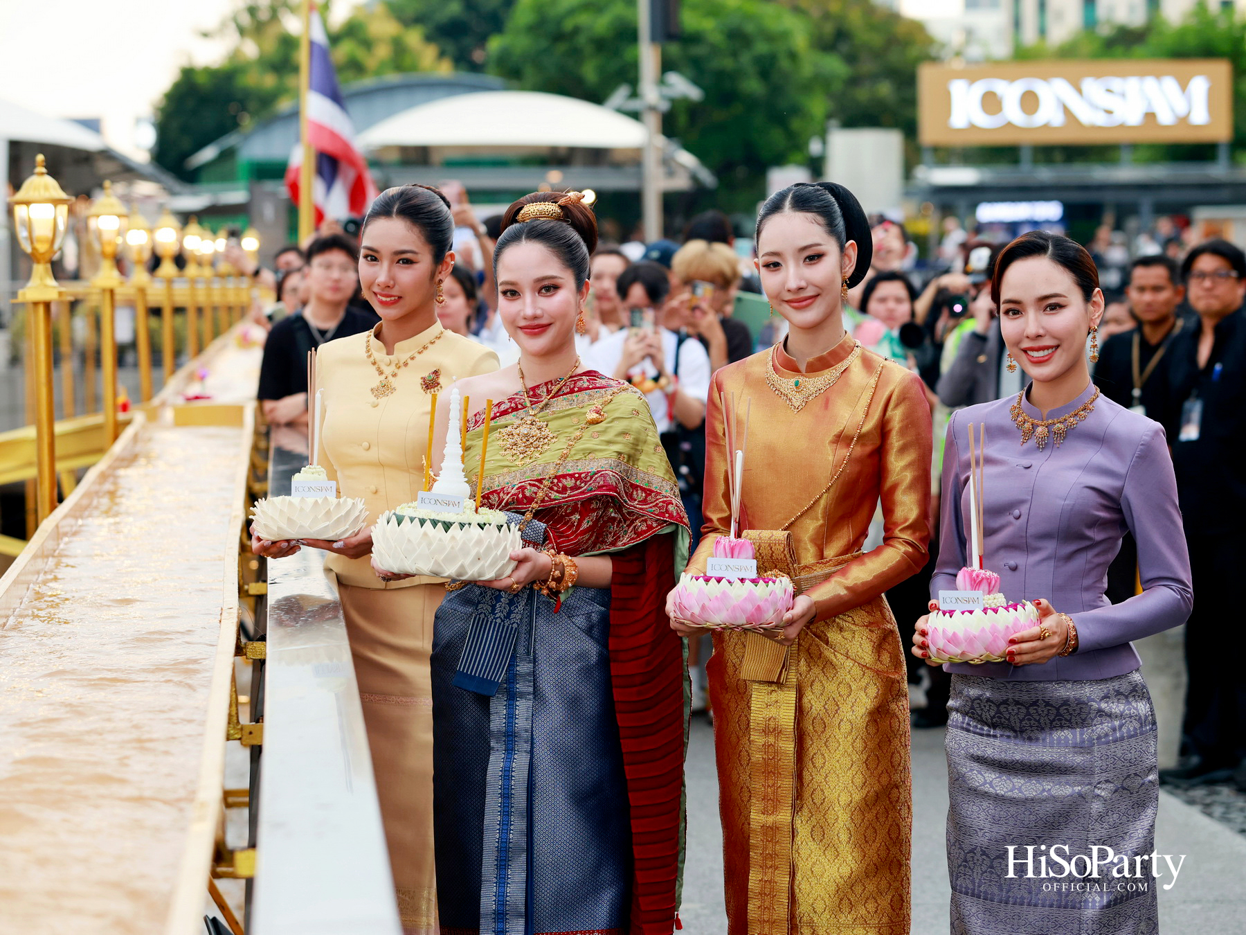 ไอคอนสยามจัดงาน ‘ICONSIAM THAICONIC LOY KRATHONG 2025’ ร้อยใจไทยรักษ์เจ้าพระยา น้อมรำลึกในพระมหากรุณาธิคุณสมเด็จพระพันปีหลวง