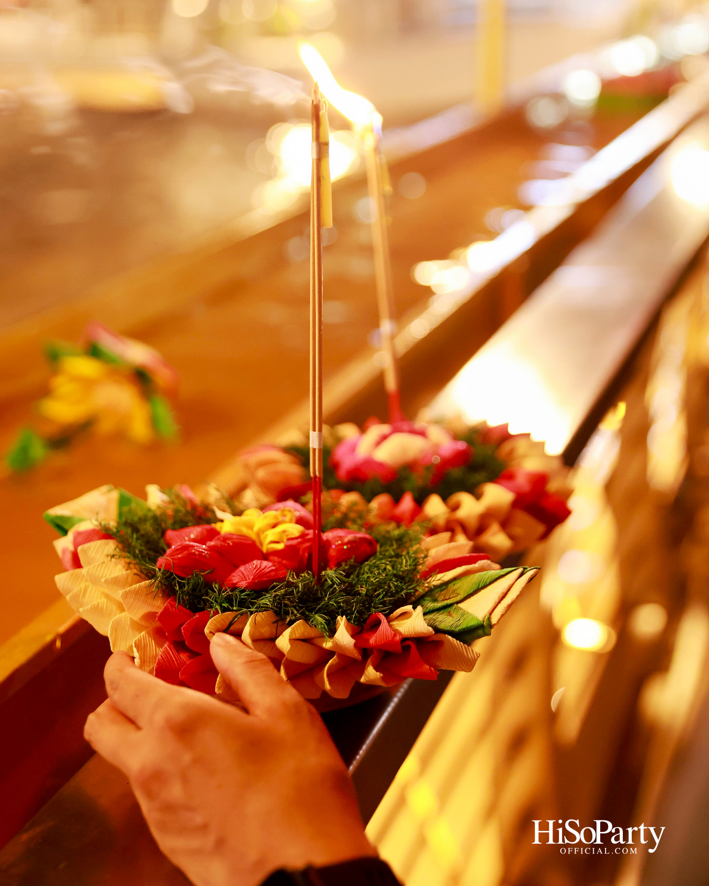 ไอคอนสยามจัดงาน ‘ICONSIAM THAICONIC LOY KRATHONG 2025’ ร้อยใจไทยรักษ์เจ้าพระยา น้อมรำลึกในพระมหากรุณาธิคุณสมเด็จพระพันปีหลวง