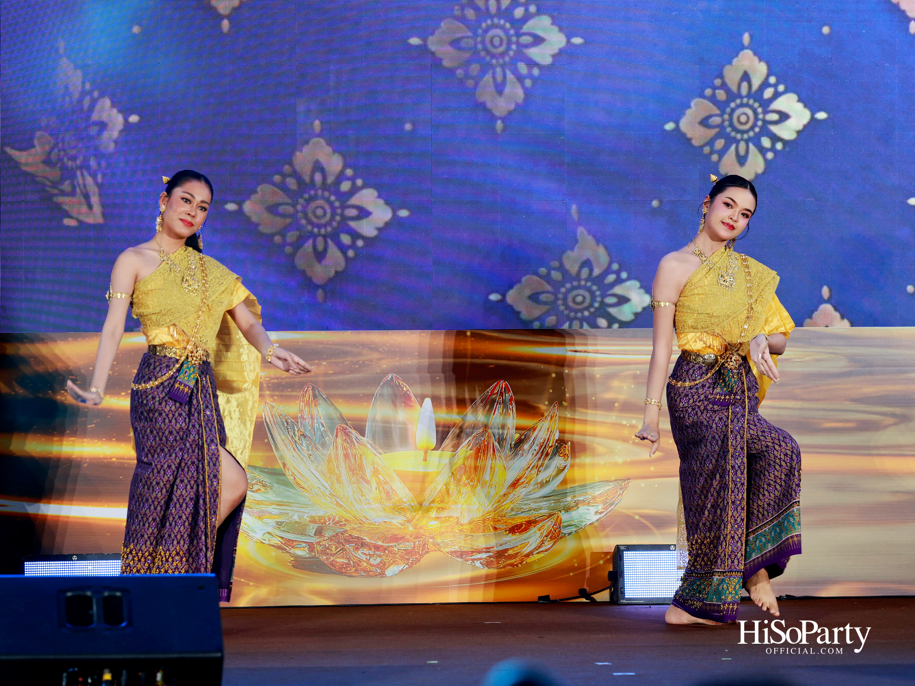 ไอคอนสยามจัดงาน ‘ICONSIAM THAICONIC LOY KRATHONG 2025’ ร้อยใจไทยรักษ์เจ้าพระยา น้อมรำลึกในพระมหากรุณาธิคุณสมเด็จพระพันปีหลวง