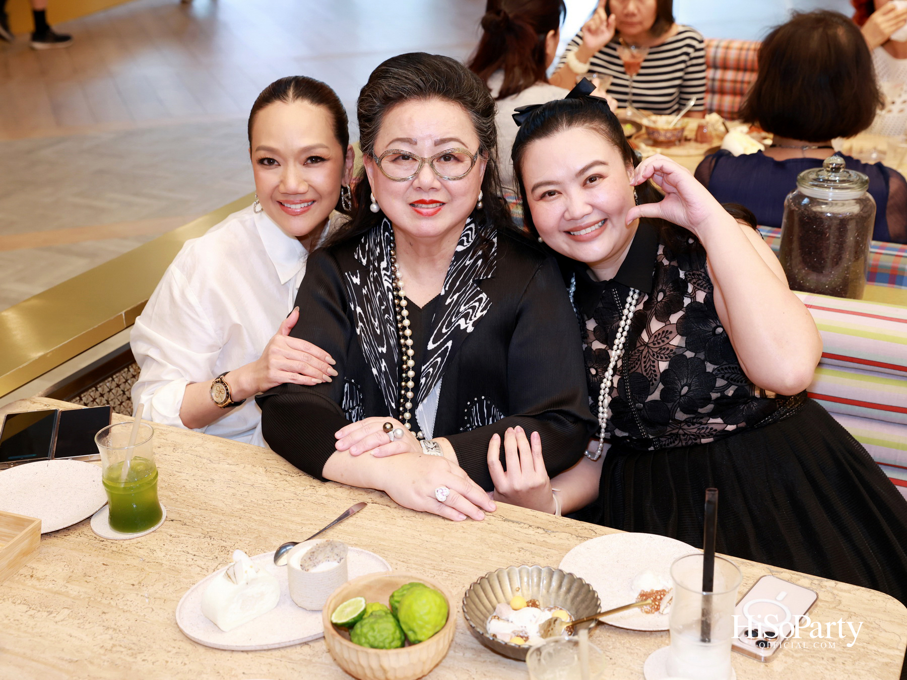 KAO NOM (ข้าวนม) ขนมไทยร่วมสมัย เครือเดียวกับ Kyo Roll En เปิดตัวอย่างเป็นทางการ ณ Dusit Central Park