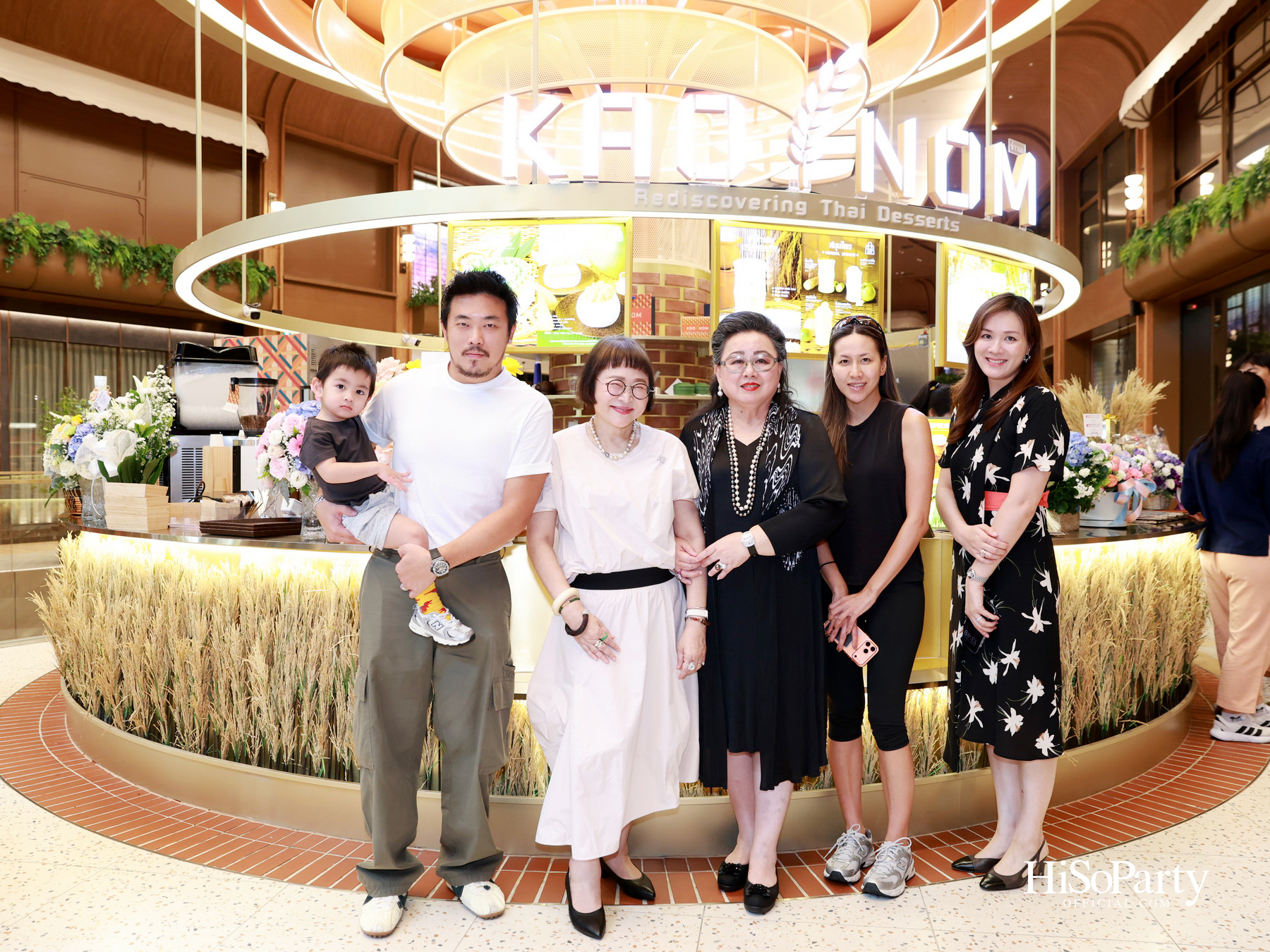 KAO NOM (ข้าวนม) ขนมไทยร่วมสมัย เครือเดียวกับ Kyo Roll En เปิดตัวอย่างเป็นทางการ ณ Dusit Central Park