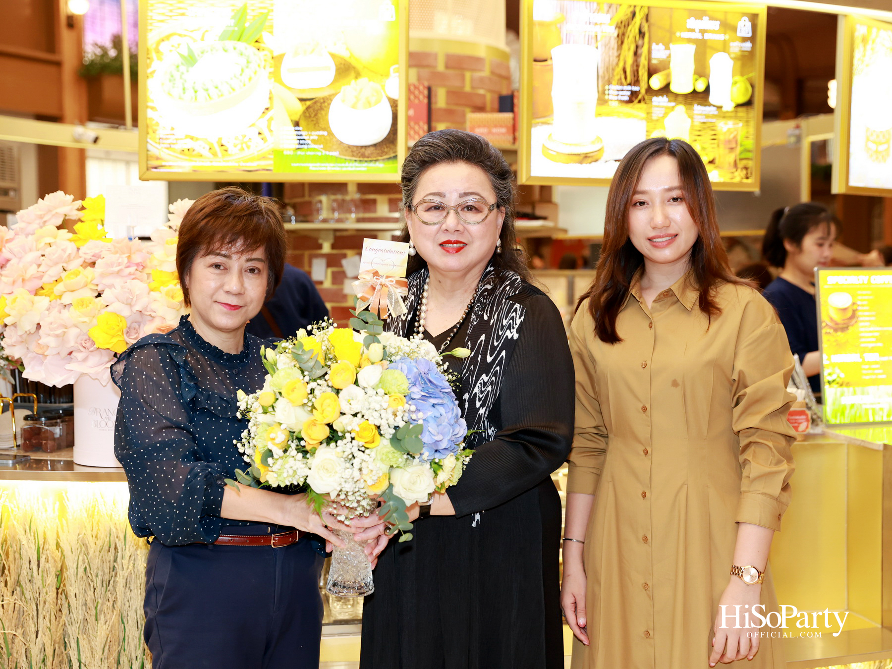 KAO NOM (ข้าวนม) ขนมไทยร่วมสมัย เครือเดียวกับ Kyo Roll En เปิดตัวอย่างเป็นทางการ ณ Dusit Central Park