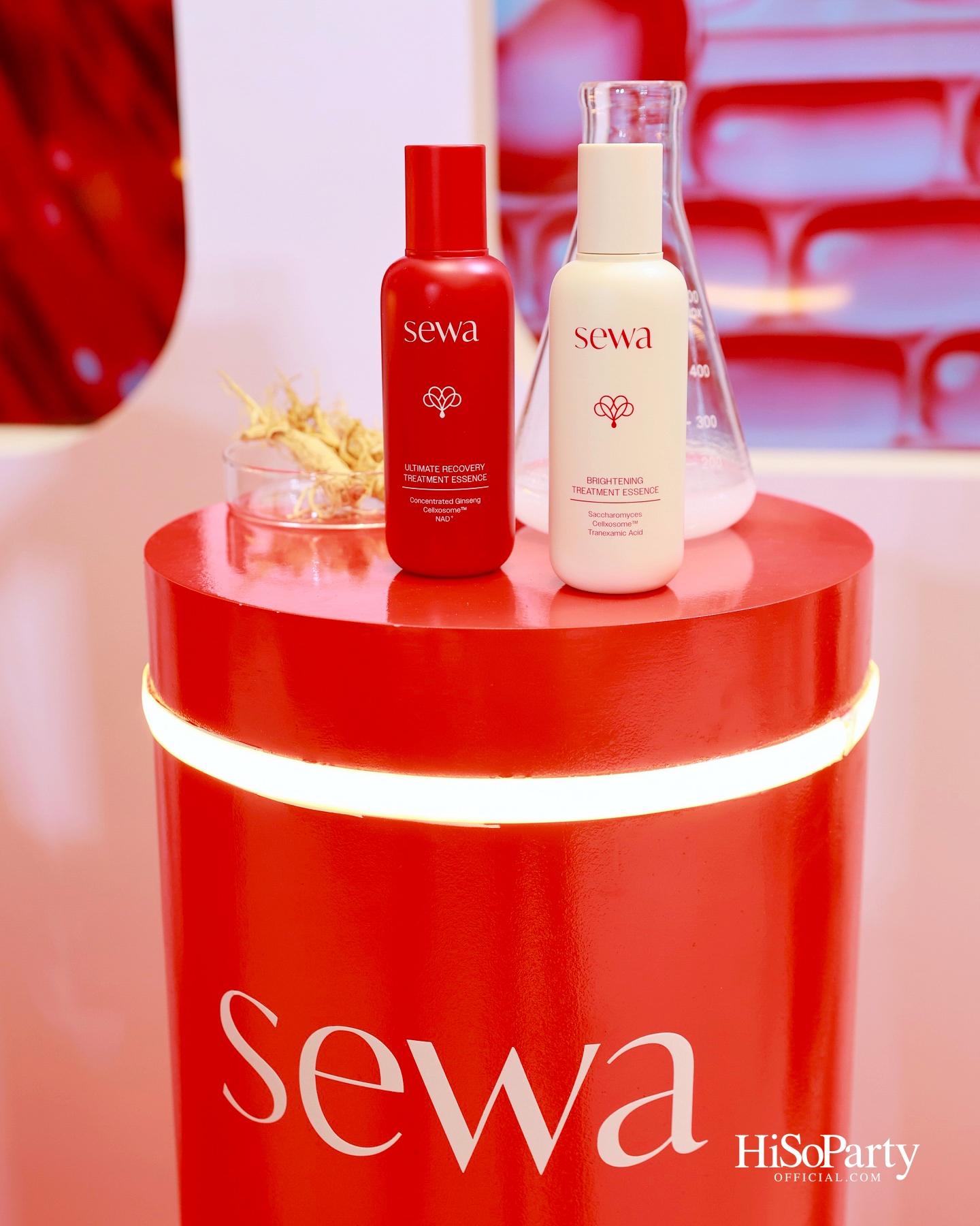 ‘Sewa Glow Reborn – Awaken Your Skin’s Power’ เปิดตัวพรีเซนเตอร์คนใหม่ ‘เจนเย่–เมธิกา’ พร้อมเผยโฉม 2 น้ำตบฮีโร่รุ่นล่าสุด