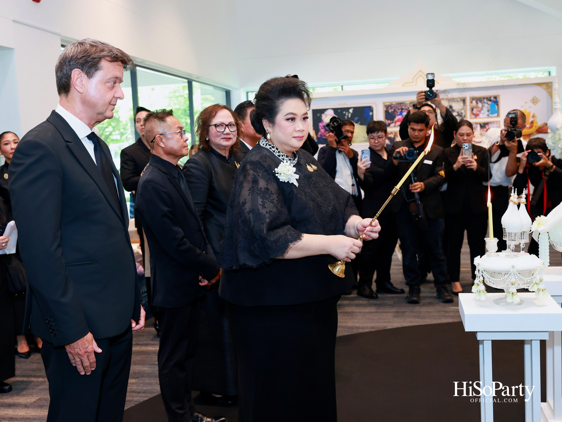 พิธีรำลึกถวายพระเกียรติ สมเด็จพระนางเจ้าสิริกิติ์ พระบรมราชินีนาถ พระบรมราชชนนีพันปีหลวง ณ โรงเรียนสถานศึกษานานาชาติ (ISB) 