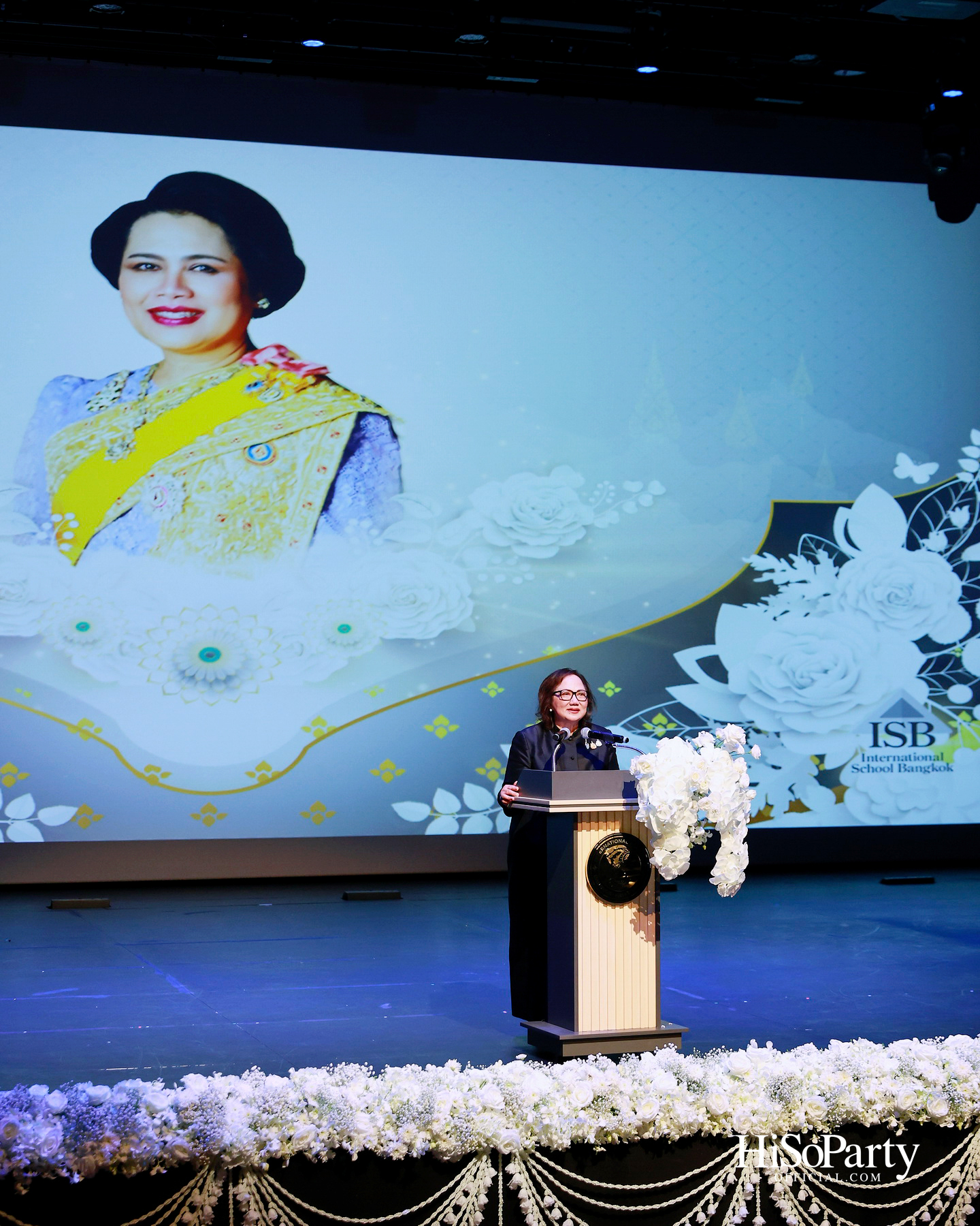 พิธีรำลึกถวายพระเกียรติ สมเด็จพระนางเจ้าสิริกิติ์ พระบรมราชินีนาถ พระบรมราชชนนีพันปีหลวง ณ โรงเรียนสถานศึกษานานาชาติ (ISB) 