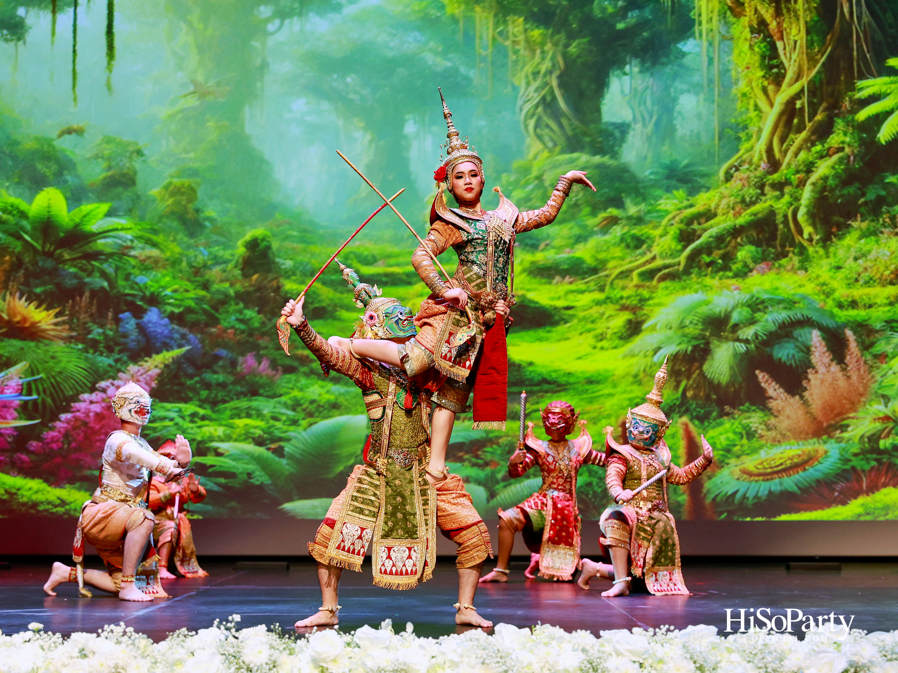 พิธีรำลึกถวายพระเกียรติ สมเด็จพระนางเจ้าสิริกิติ์ พระบรมราชินีนาถ พระบรมราชชนนีพันปีหลวง ณ โรงเรียนสถานศึกษานานาชาติ (ISB) 