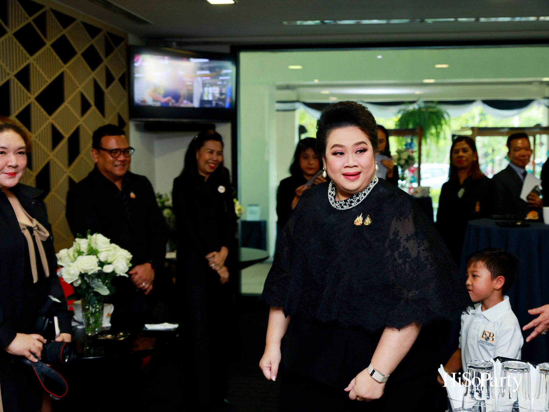 พิธีรำลึกถวายพระเกียรติ สมเด็จพระนางเจ้าสิริกิติ์ พระบรมราชินีนาถ พระบรมราชชนนีพันปีหลวง ณ โรงเรียนสถานศึกษานานาชาติ (ISB) 