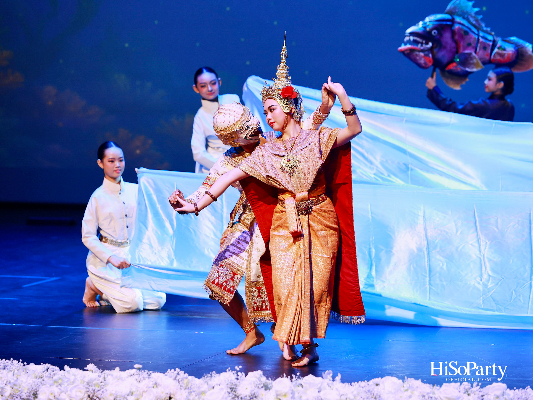 พิธีรำลึกถวายพระเกียรติ สมเด็จพระนางเจ้าสิริกิติ์ พระบรมราชินีนาถ พระบรมราชชนนีพันปีหลวง ณ โรงเรียนสถานศึกษานานาชาติ (ISB) 