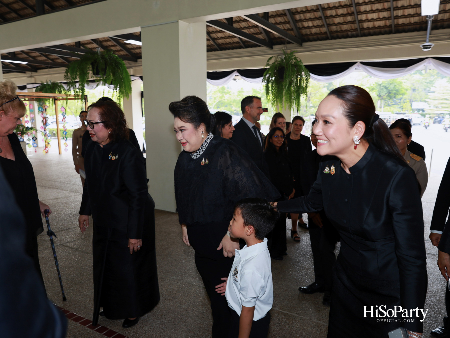 พิธีรำลึกถวายพระเกียรติ สมเด็จพระนางเจ้าสิริกิติ์ พระบรมราชินีนาถ พระบรมราชชนนีพันปีหลวง ณ โรงเรียนสถานศึกษานานาชาติ (ISB) 