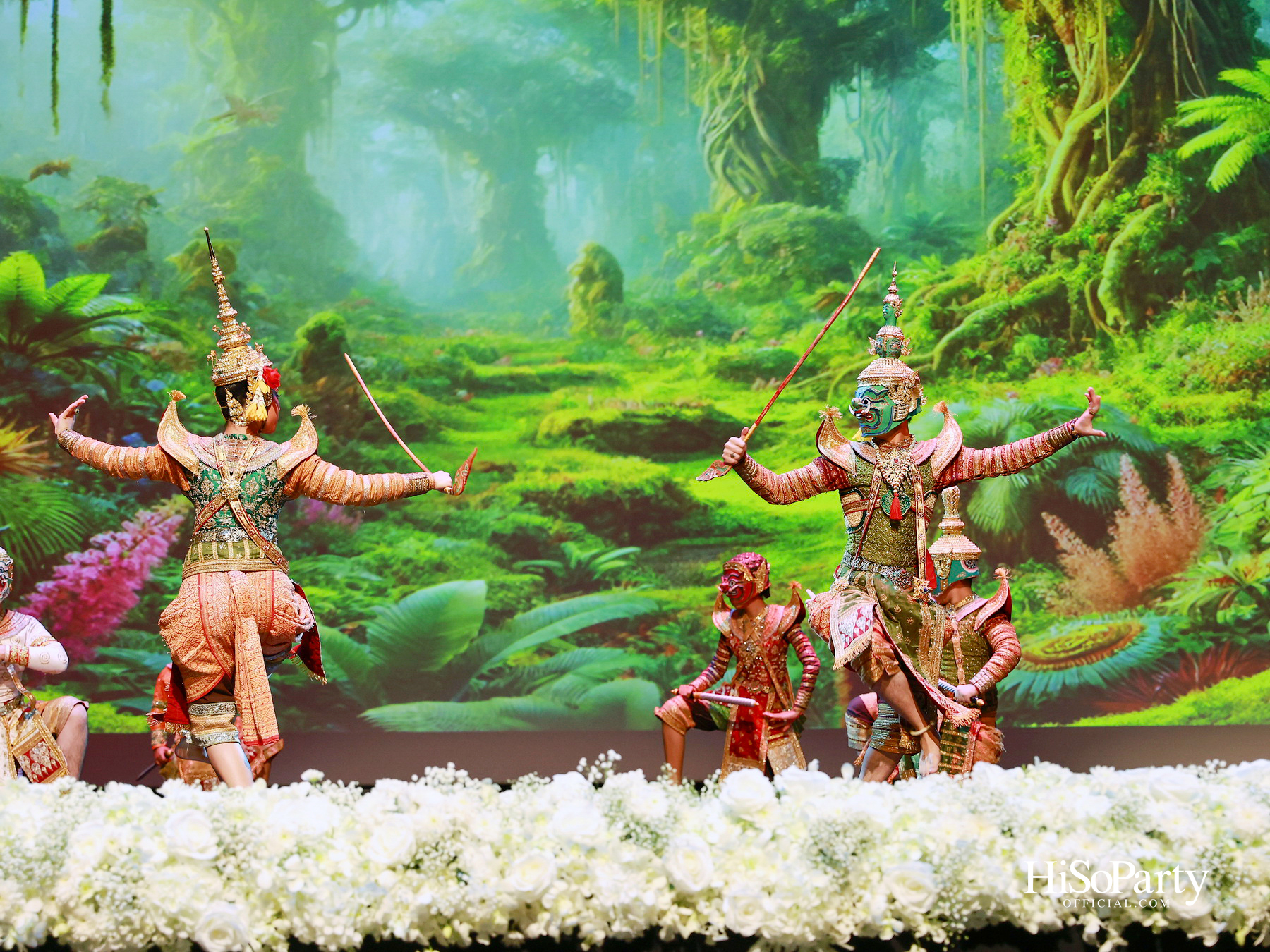 พิธีรำลึกถวายพระเกียรติ สมเด็จพระนางเจ้าสิริกิติ์ พระบรมราชินีนาถ พระบรมราชชนนีพันปีหลวง ณ โรงเรียนสถานศึกษานานาชาติ (ISB) 