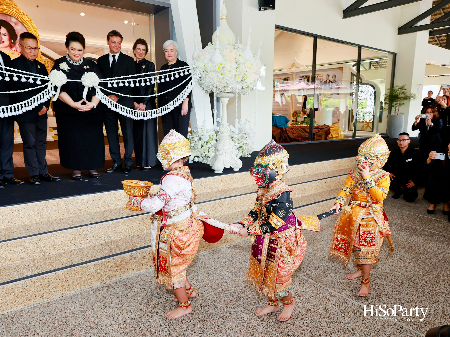 พิธีรำลึกถวายพระเกียรติ สมเด็จพระนางเจ้าสิริกิติ์ พระบรมราชินีนาถ พระบรมราชชนนีพันปีหลวง ณ โรงเรียนสถานศึกษานานาชาติ (ISB) 