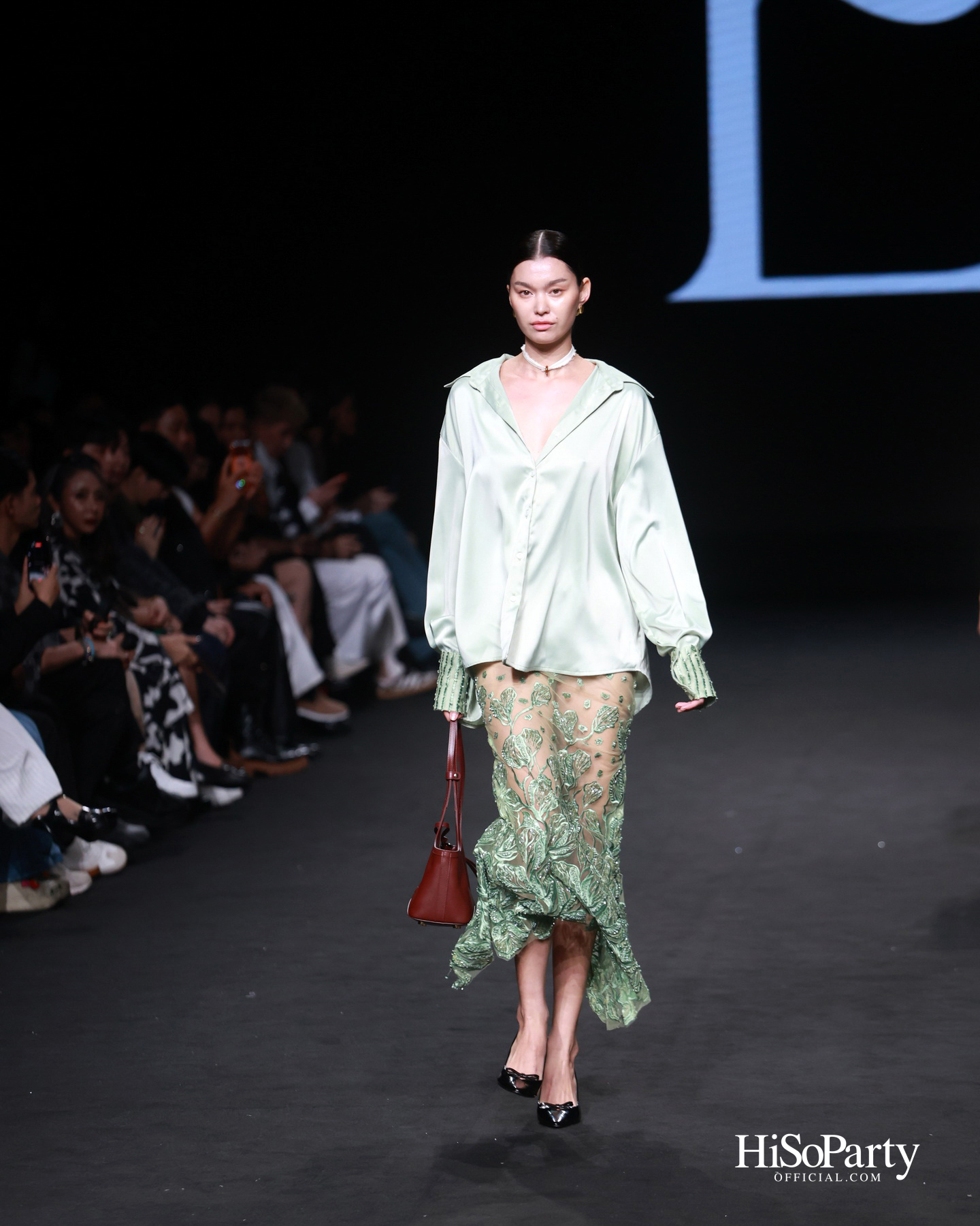 EVERYWEEK.OUTFIT @ELLE FASHION WEEK 2025