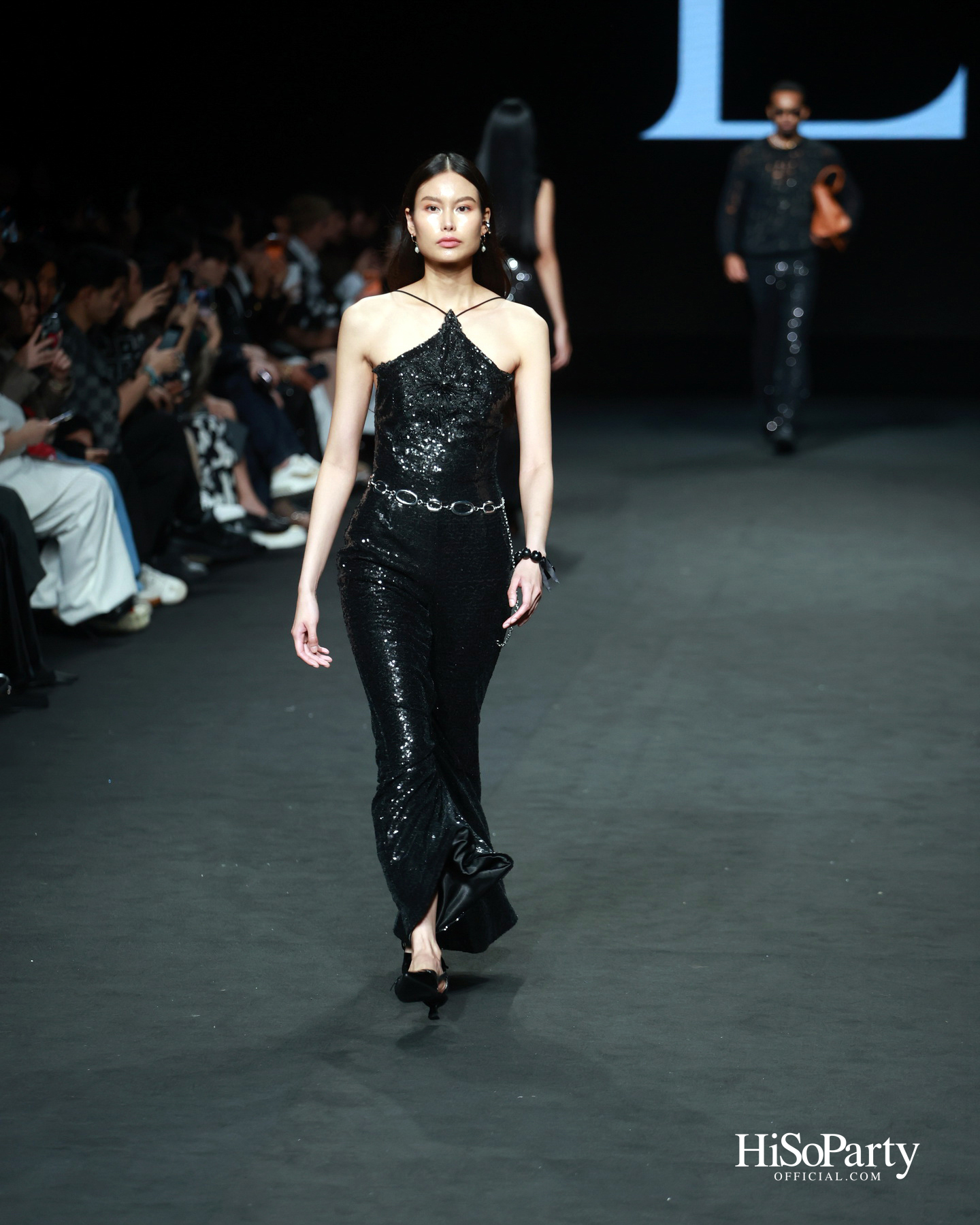 EVERYWEEK.OUTFIT @ELLE FASHION WEEK 2025