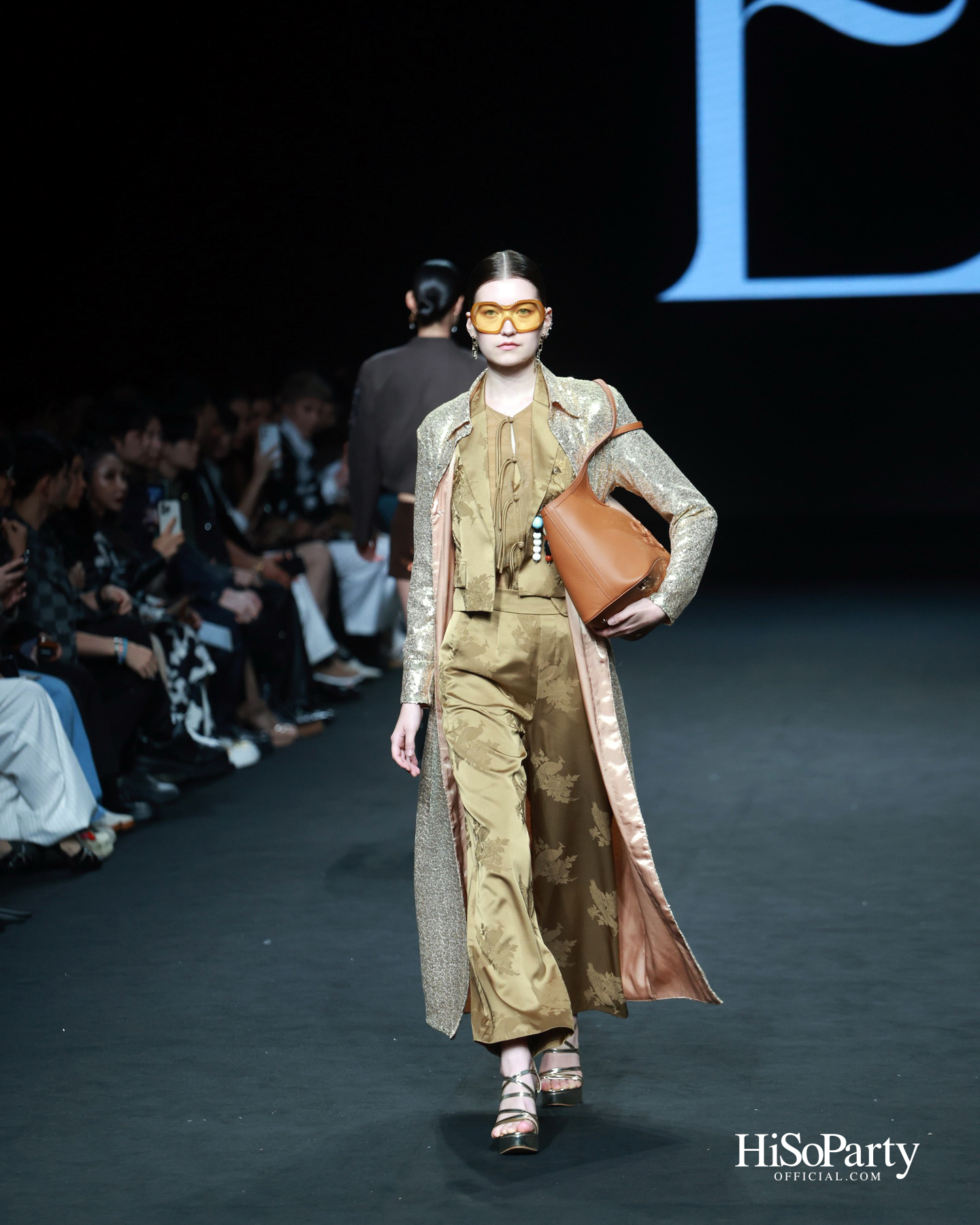 EVERYWEEK.OUTFIT @ELLE FASHION WEEK 2025