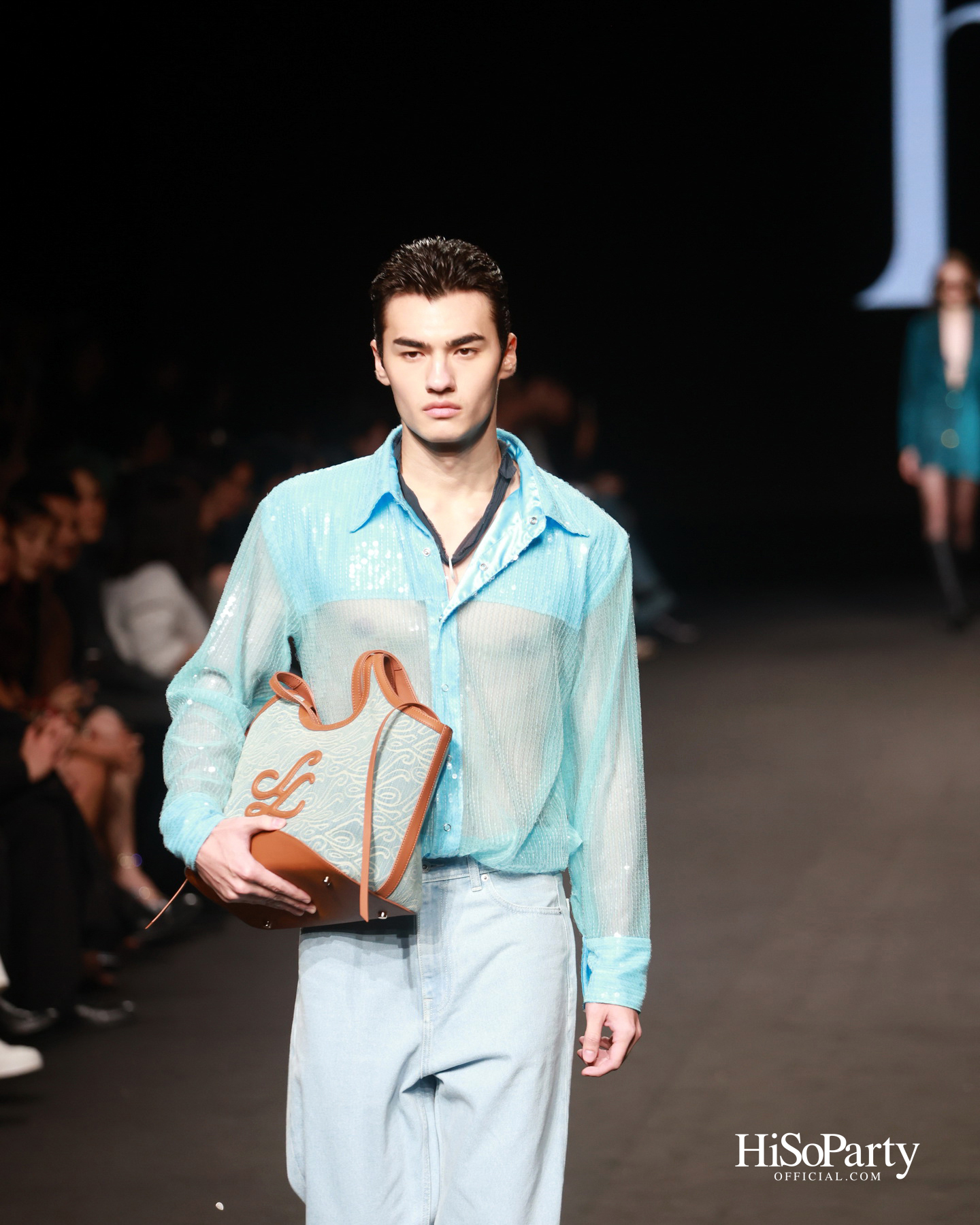 EVERYWEEK.OUTFIT @ELLE FASHION WEEK 2025