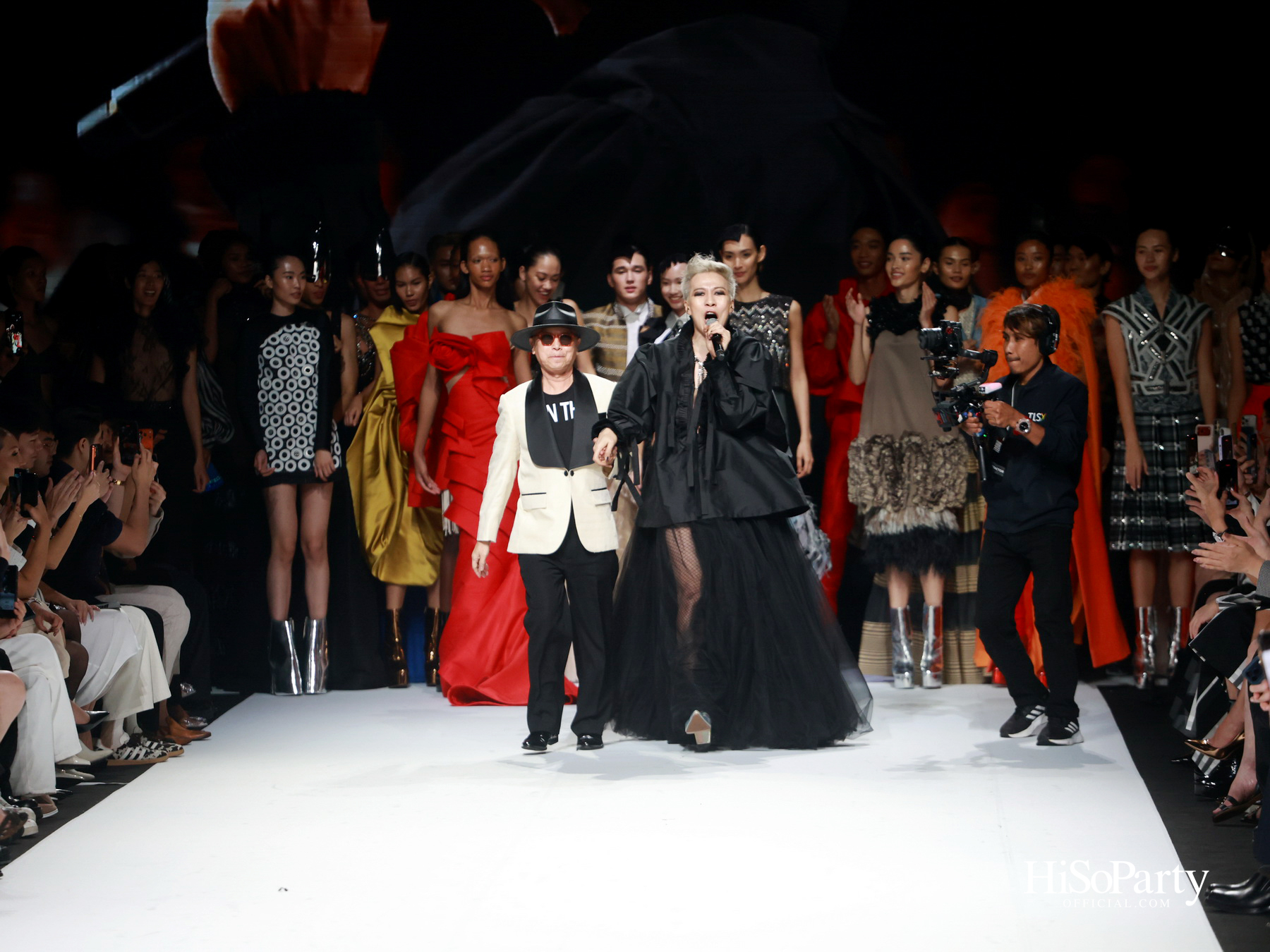 THEATRE @ELLE FASHION WEEK 2025