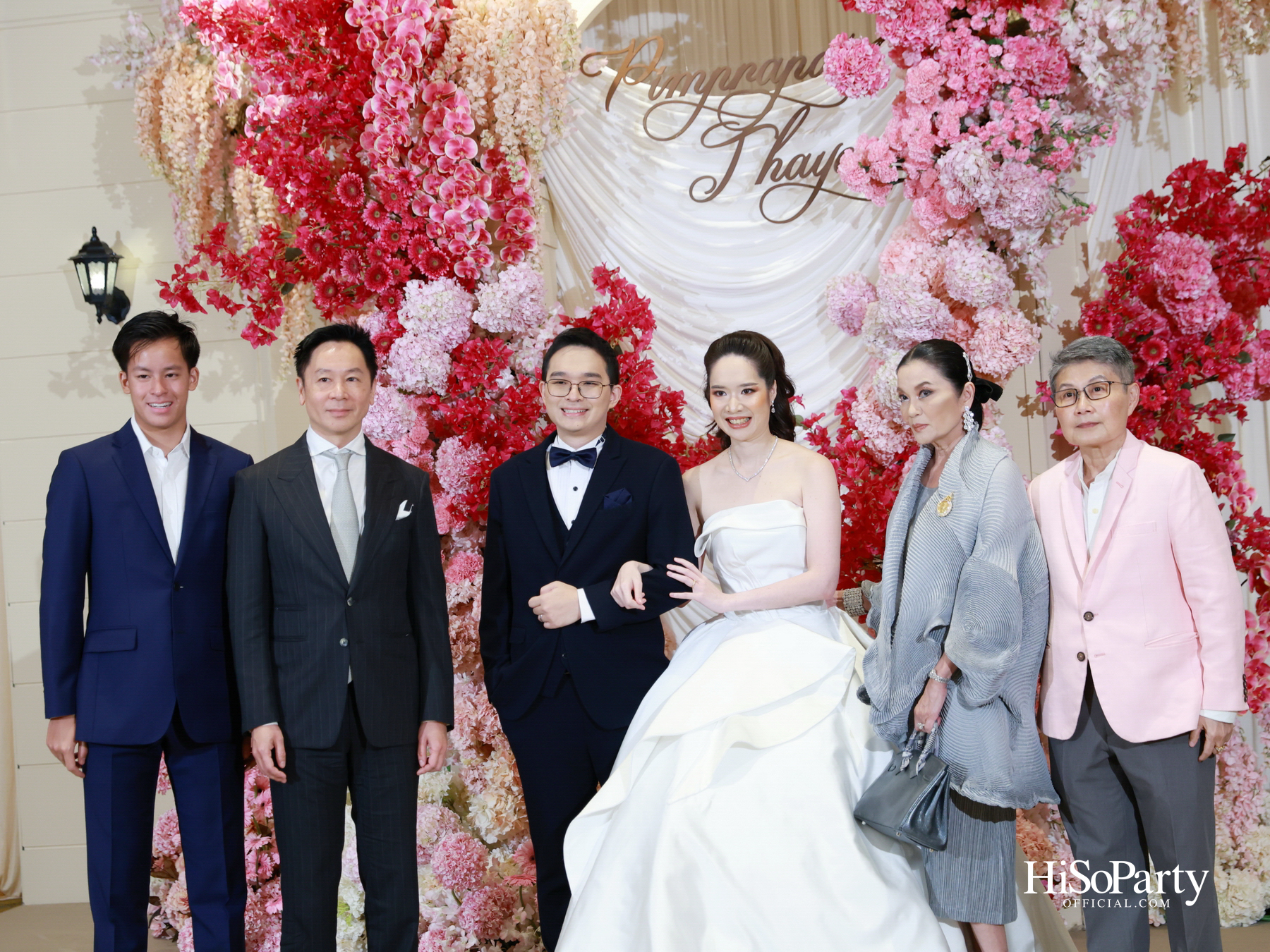 งานฉลองมงคลสมรส คุณพิมพ์ประพัทธ์ สนิทวงศ์ ณ อยุธยา - คุณทยา อุทโยภาศ ณ ดิ แอทธินี โฮเทล แบงค็อก