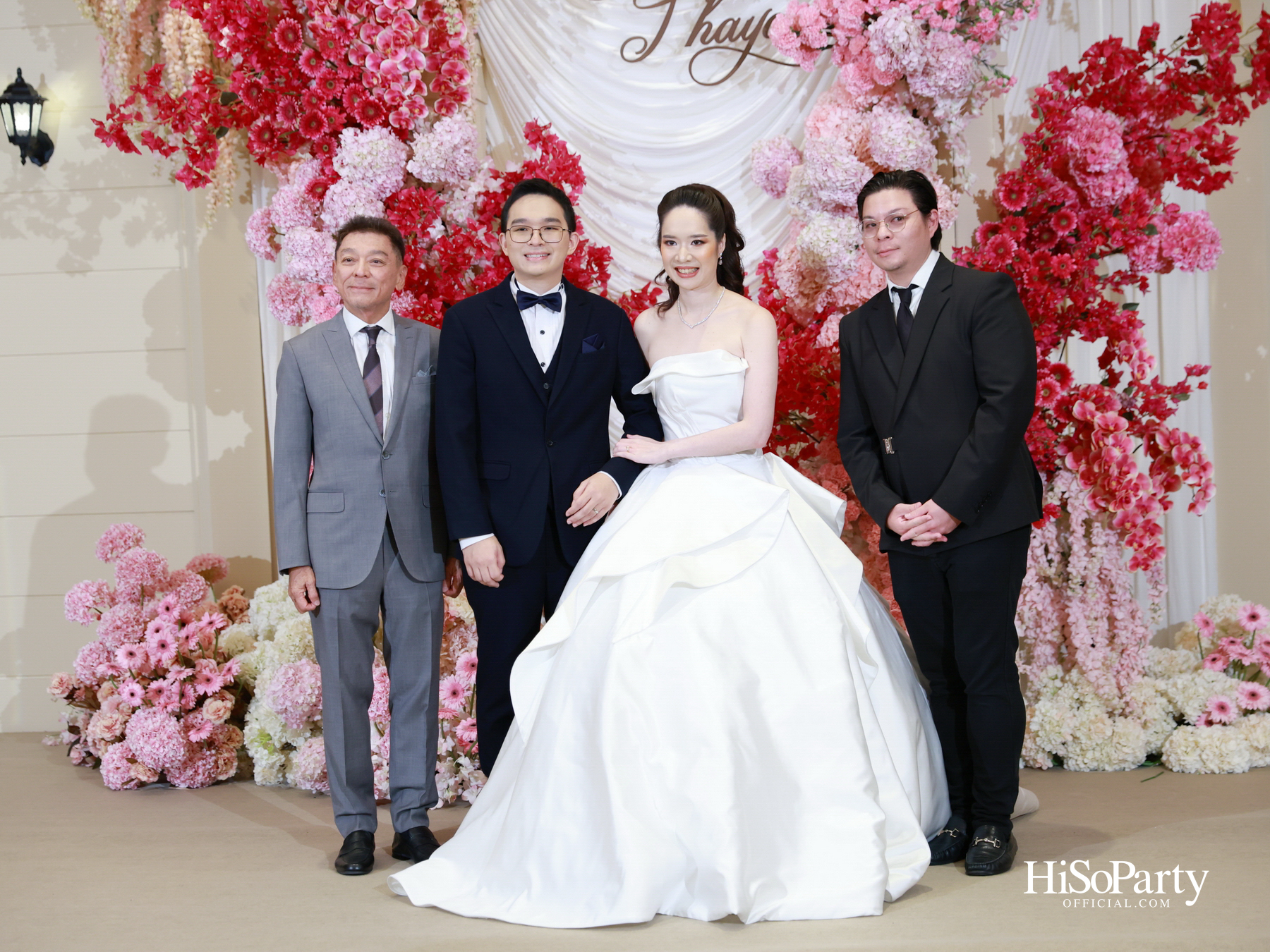 งานฉลองมงคลสมรส คุณพิมพ์ประพัทธ์ สนิทวงศ์ ณ อยุธยา - คุณทยา อุทโยภาศ ณ ดิ แอทธินี โฮเทล แบงค็อก