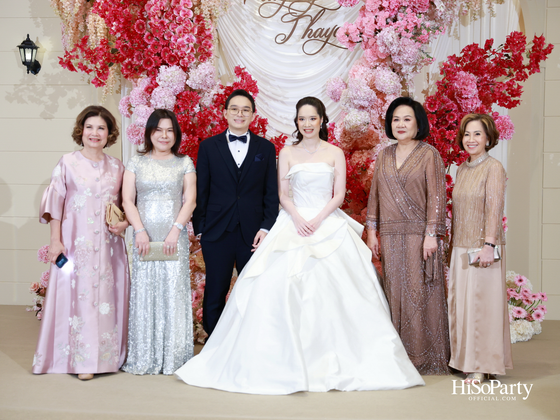 งานฉลองมงคลสมรส คุณพิมพ์ประพัทธ์ สนิทวงศ์ ณ อยุธยา - คุณทยา อุทโยภาศ ณ ดิ แอทธินี โฮเทล แบงค็อก