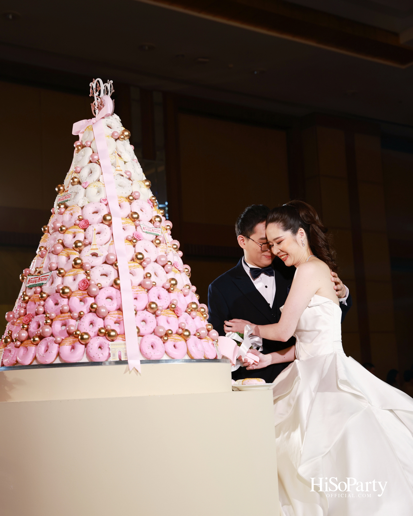 งานฉลองมงคลสมรส คุณพิมพ์ประพัทธ์ สนิทวงศ์ ณ อยุธยา - คุณทยา อุทโยภาศ ณ ดิ แอทธินี โฮเทล แบงค็อก