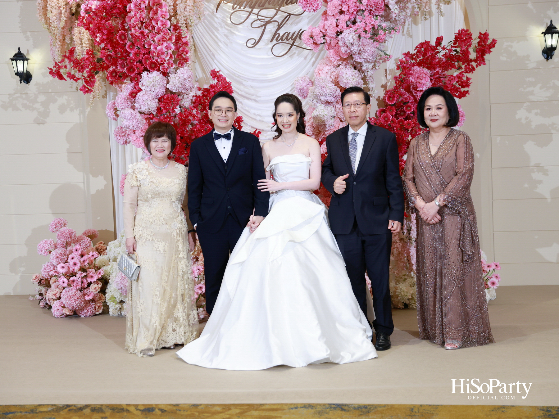 งานฉลองมงคลสมรส คุณพิมพ์ประพัทธ์ สนิทวงศ์ ณ อยุธยา - คุณทยา อุทโยภาศ ณ ดิ แอทธินี โฮเทล แบงค็อก