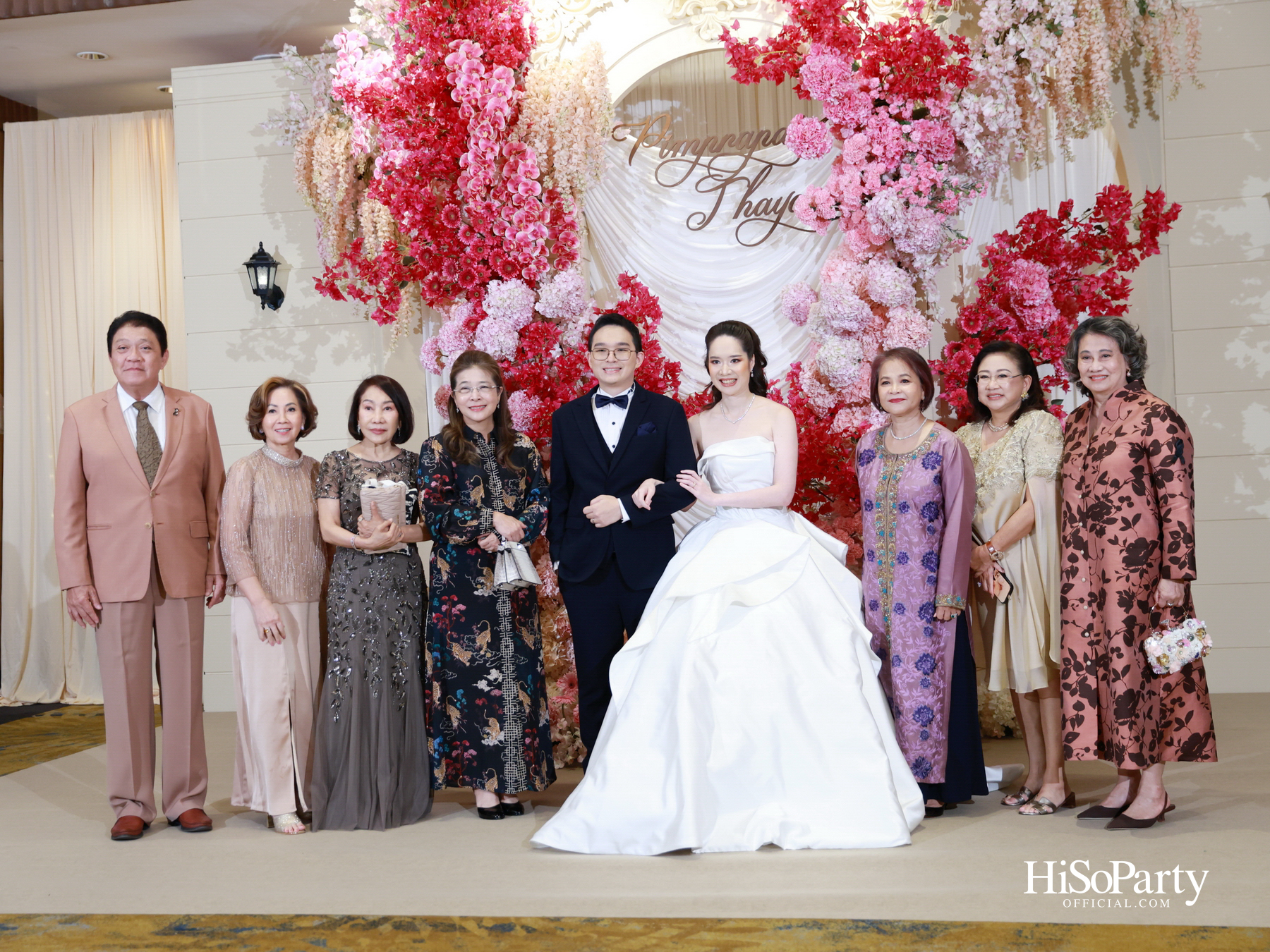 งานฉลองมงคลสมรส คุณพิมพ์ประพัทธ์ สนิทวงศ์ ณ อยุธยา - คุณทยา อุทโยภาศ ณ ดิ แอทธินี โฮเทล แบงค็อก