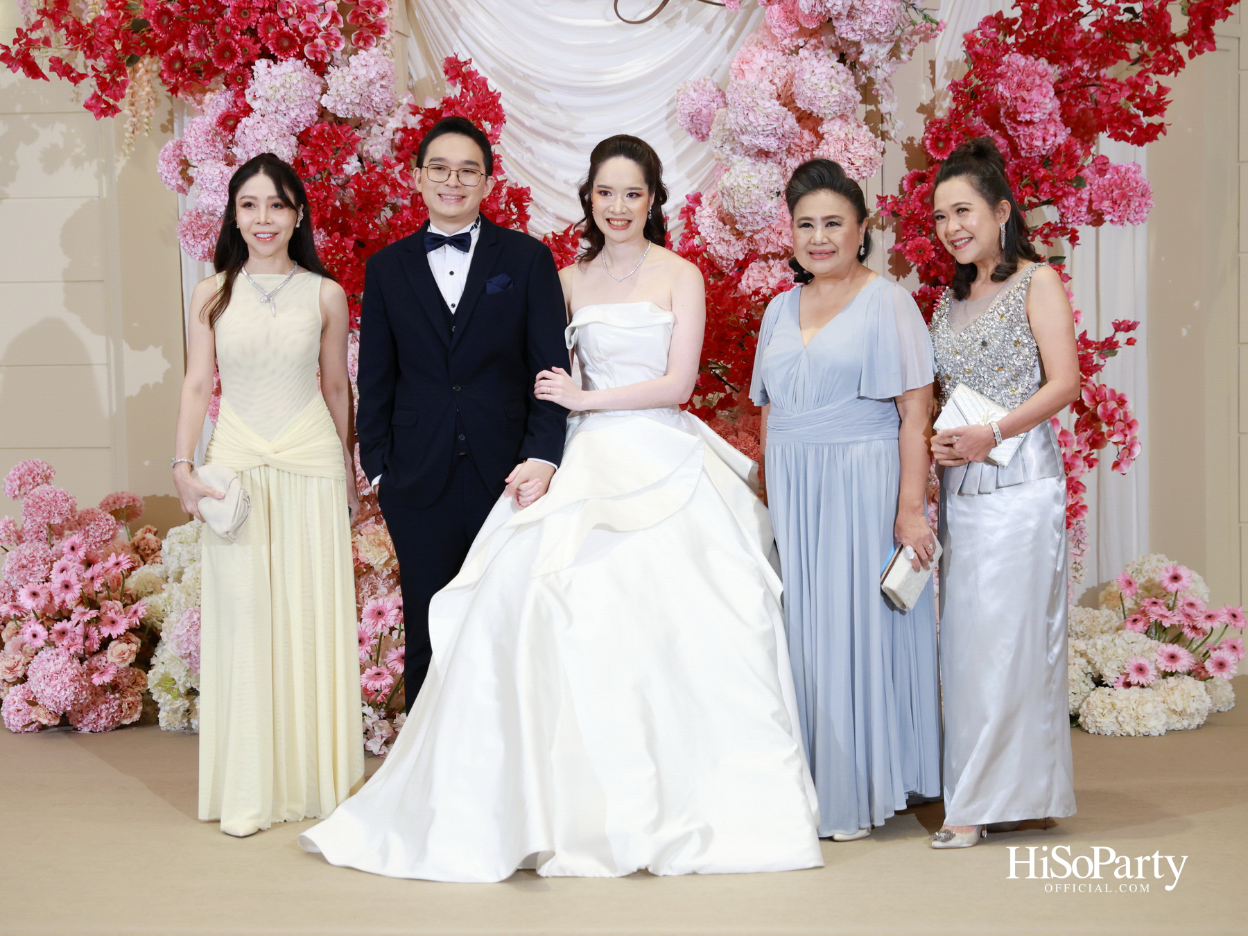 งานฉลองมงคลสมรส คุณพิมพ์ประพัทธ์ สนิทวงศ์ ณ อยุธยา - คุณทยา อุทโยภาศ ณ ดิ แอทธินี โฮเทล แบงค็อก