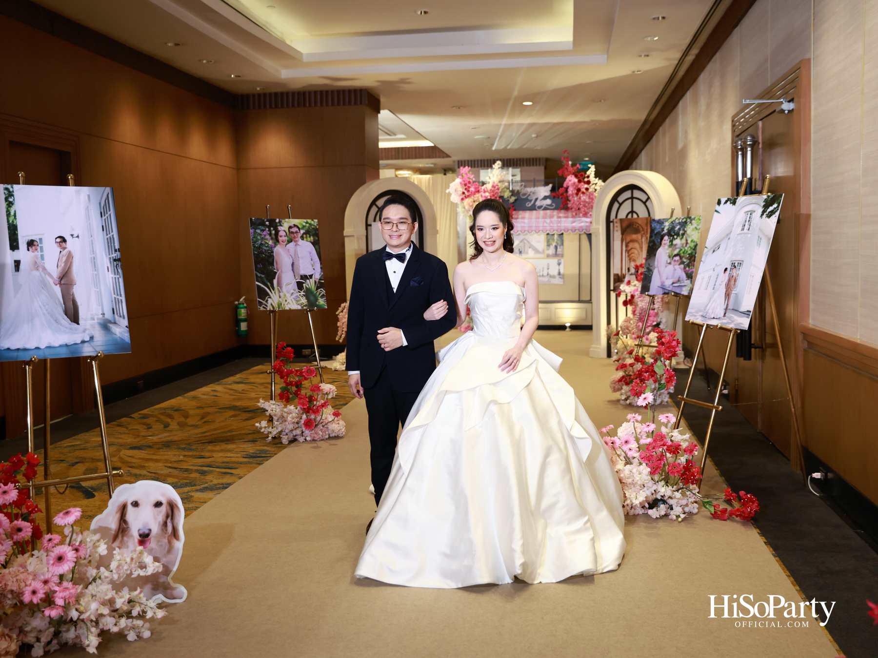 งานฉลองมงคลสมรส คุณพิมพ์ประพัทธ์ สนิทวงศ์ ณ อยุธยา - คุณทยา อุทโยภาศ ณ ดิ แอทธินี โฮเทล แบงค็อก