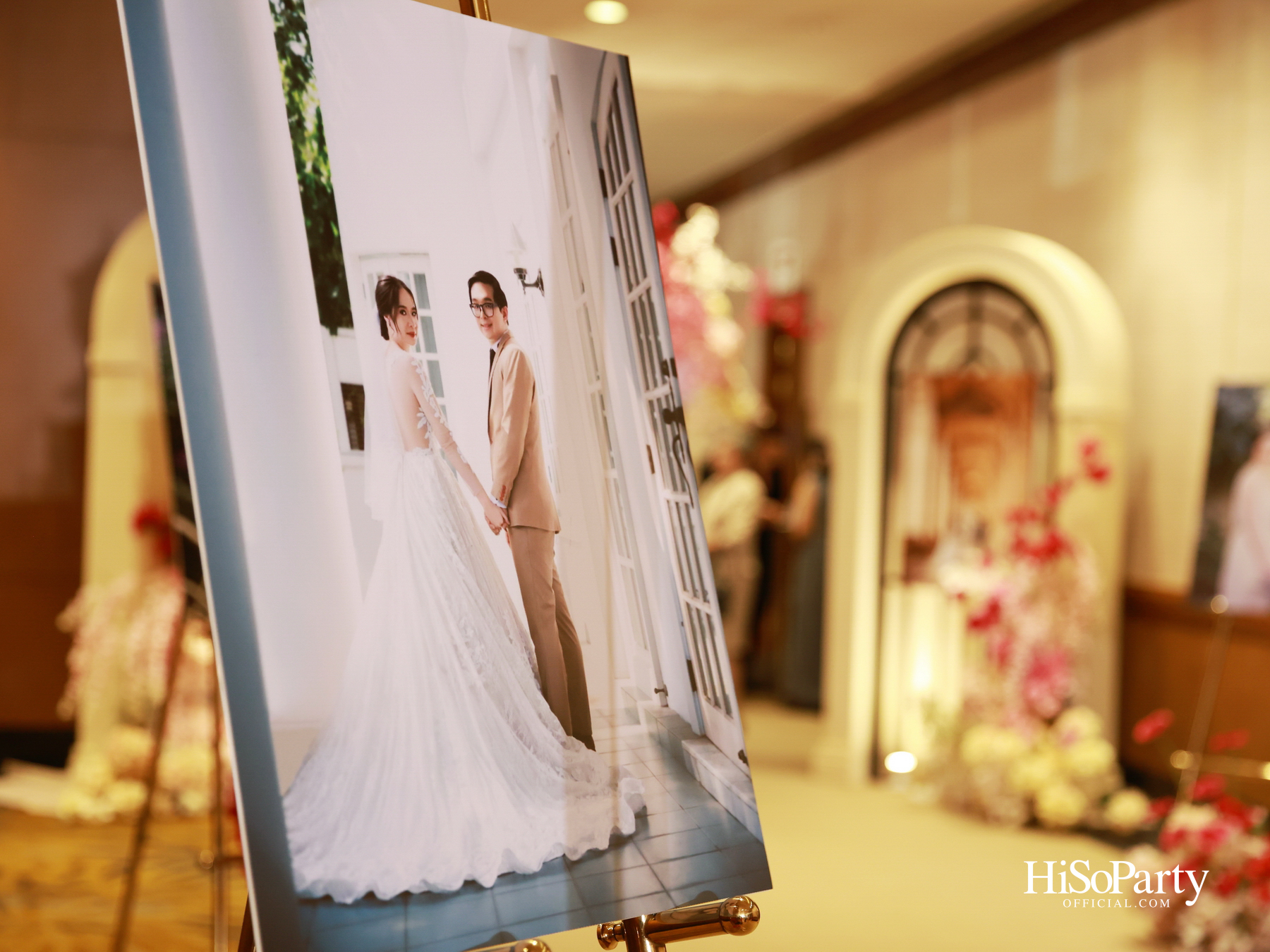 งานฉลองมงคลสมรส คุณพิมพ์ประพัทธ์ สนิทวงศ์ ณ อยุธยา - คุณทยา อุทโยภาศ ณ ดิ แอทธินี โฮเทล แบงค็อก