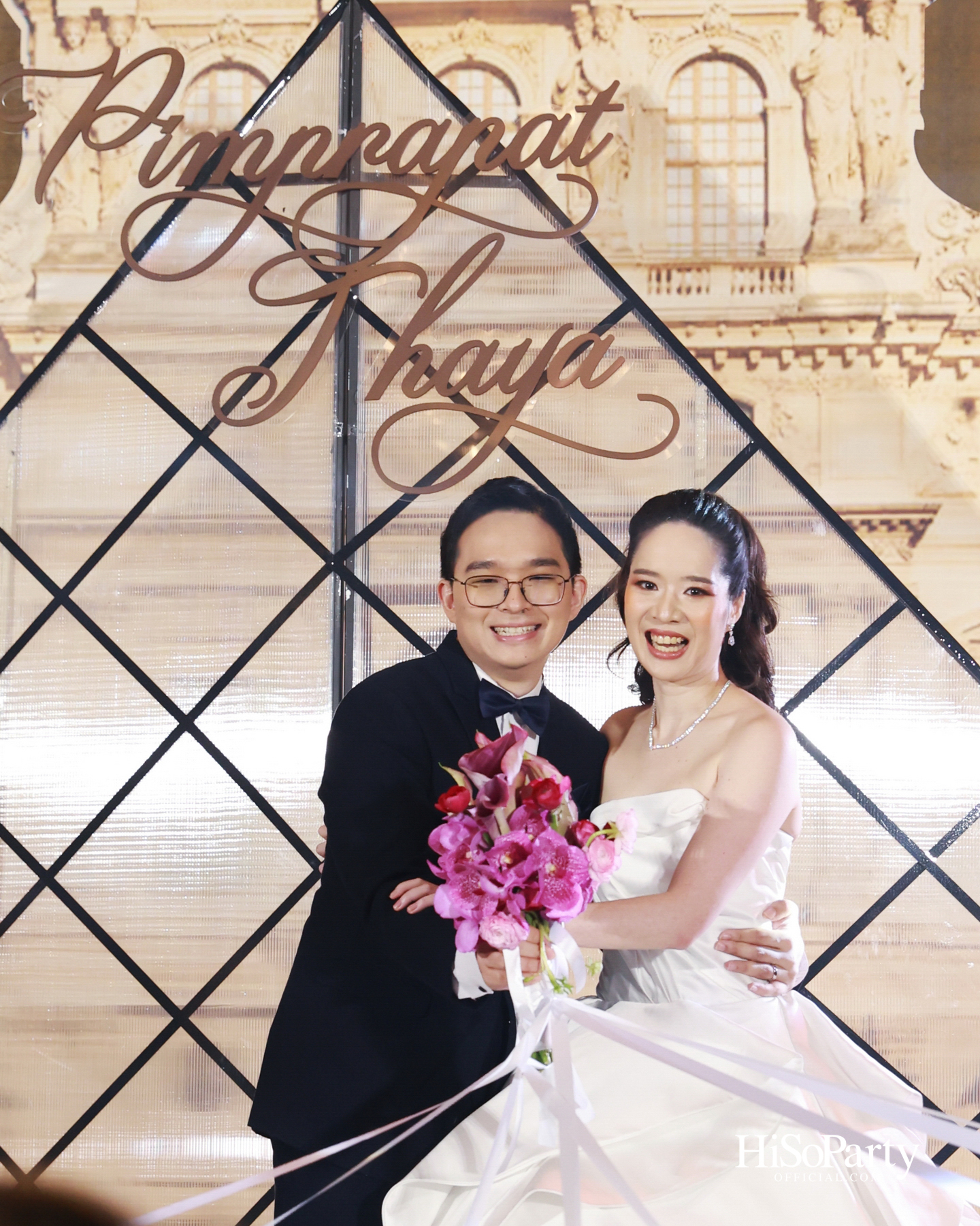 งานฉลองมงคลสมรส คุณพิมพ์ประพัทธ์ สนิทวงศ์ ณ อยุธยา - คุณทยา อุทโยภาศ ณ ดิ แอทธินี โฮเทล แบงค็อก